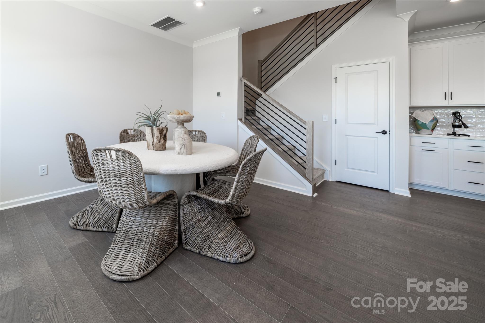 5680 Clear Creek Lane Property Photo 11