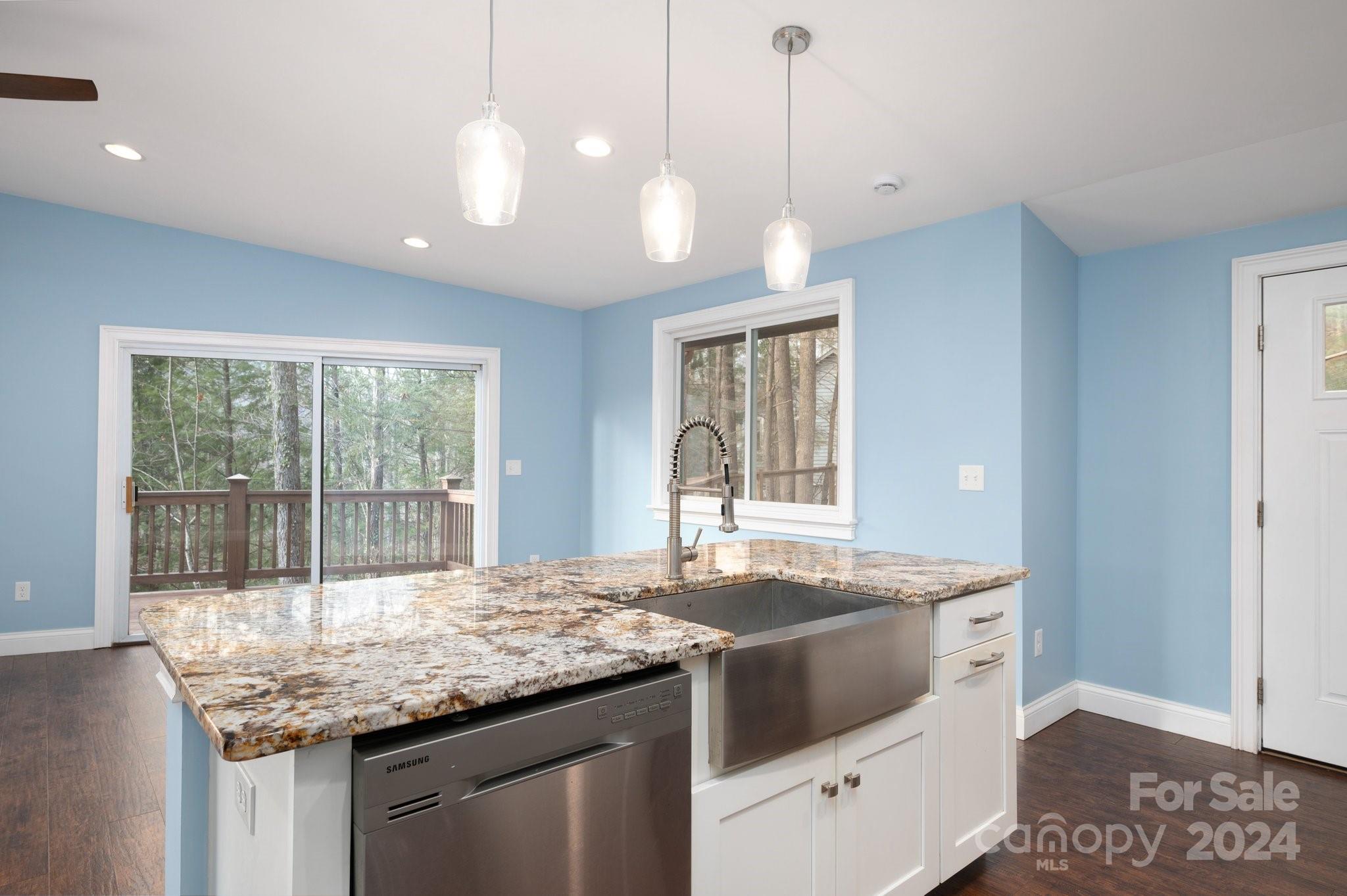 106 Buffalo Trail Property Photo 5