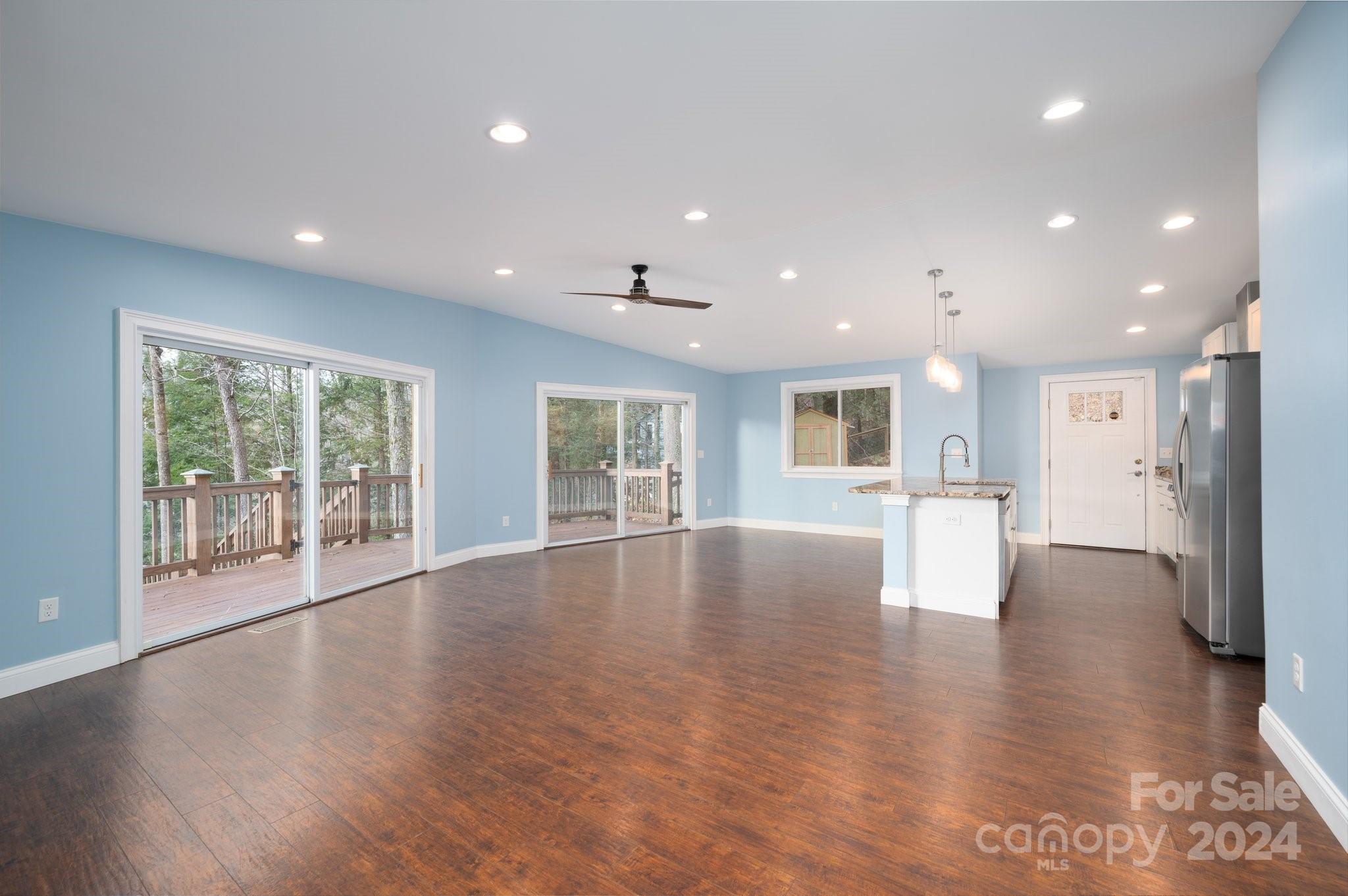106 Buffalo Trail Property Photo 7