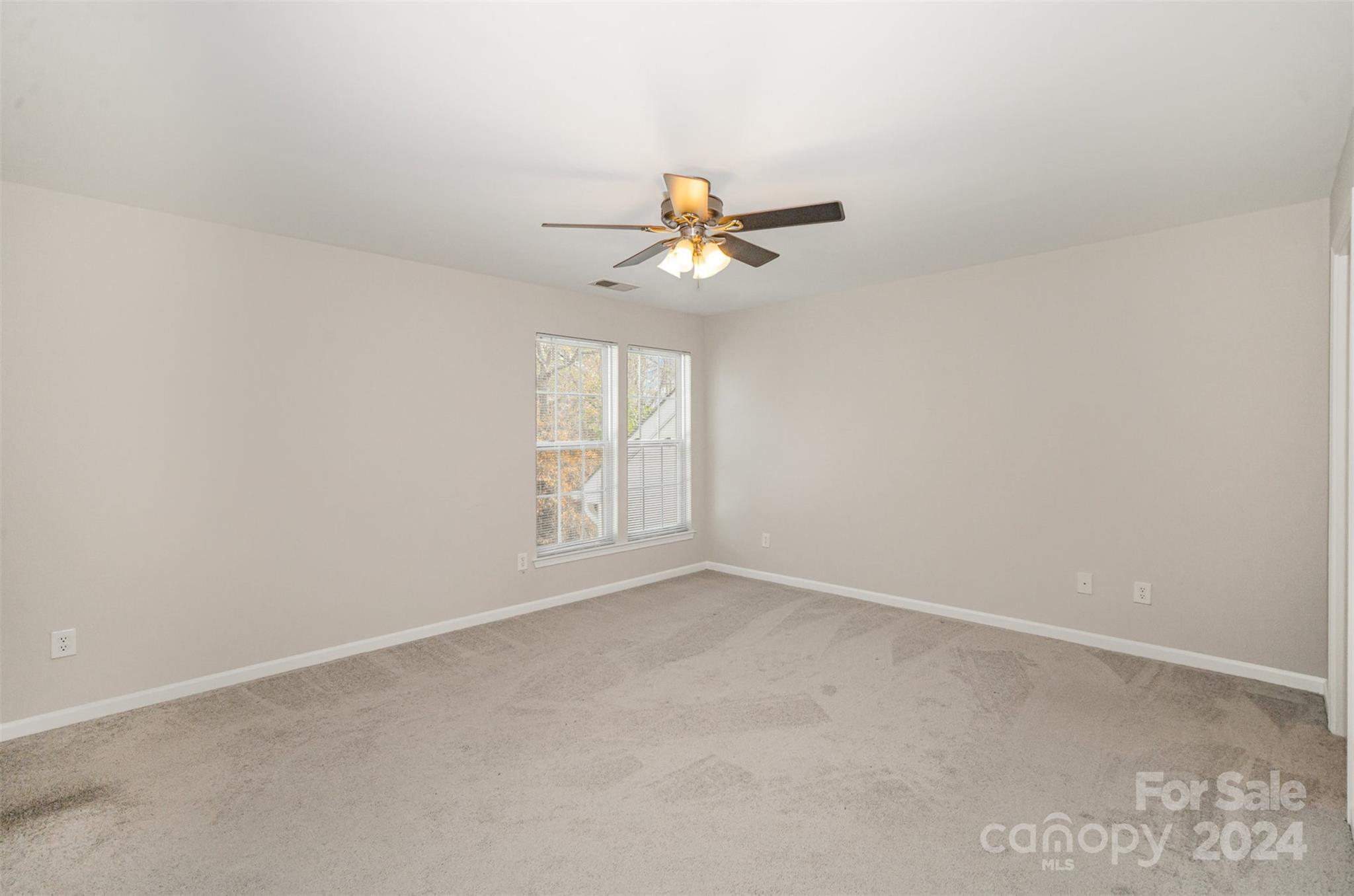 12039 Windy Rock Way Property Photo 19
