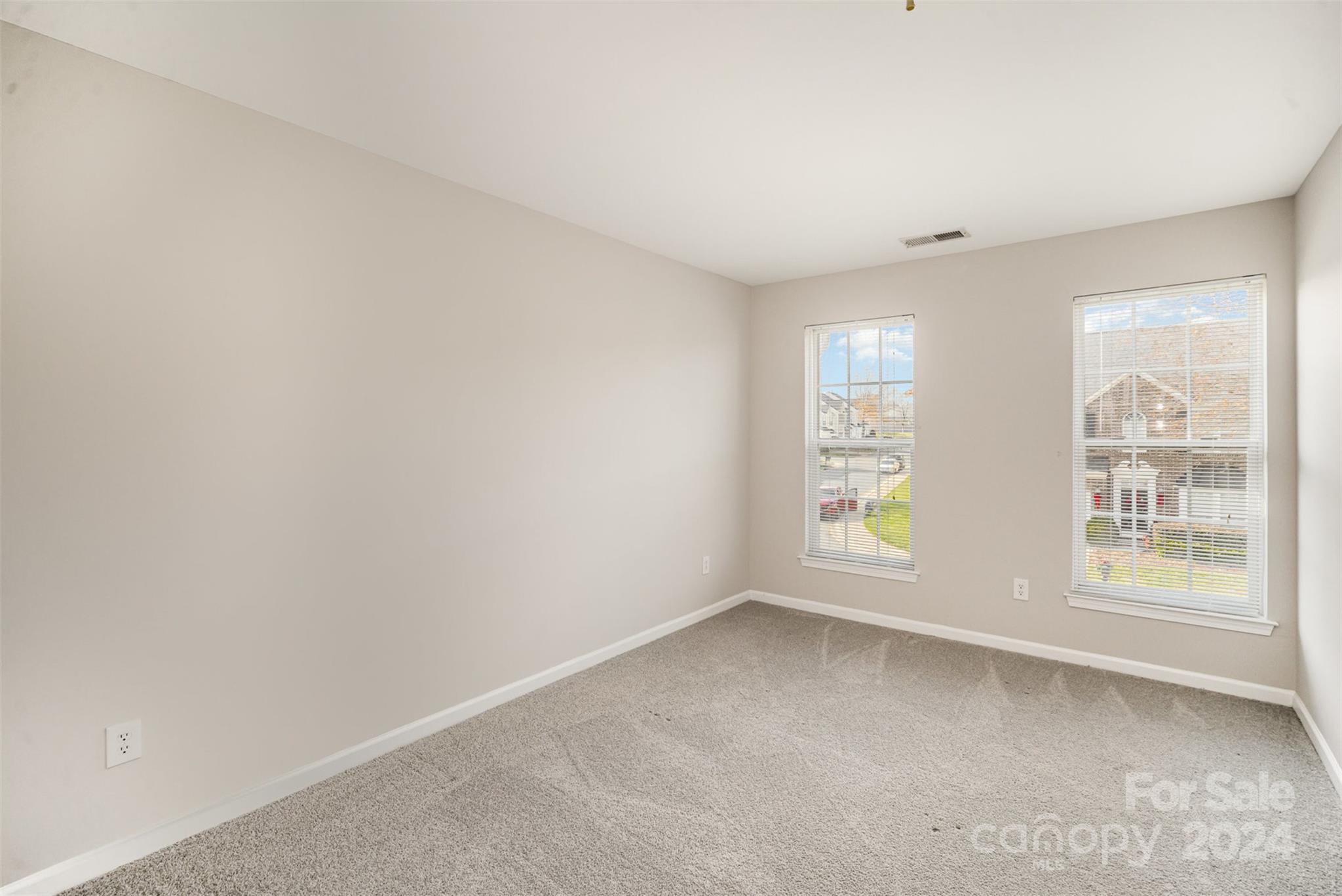 12039 Windy Rock Way Property Photo 24
