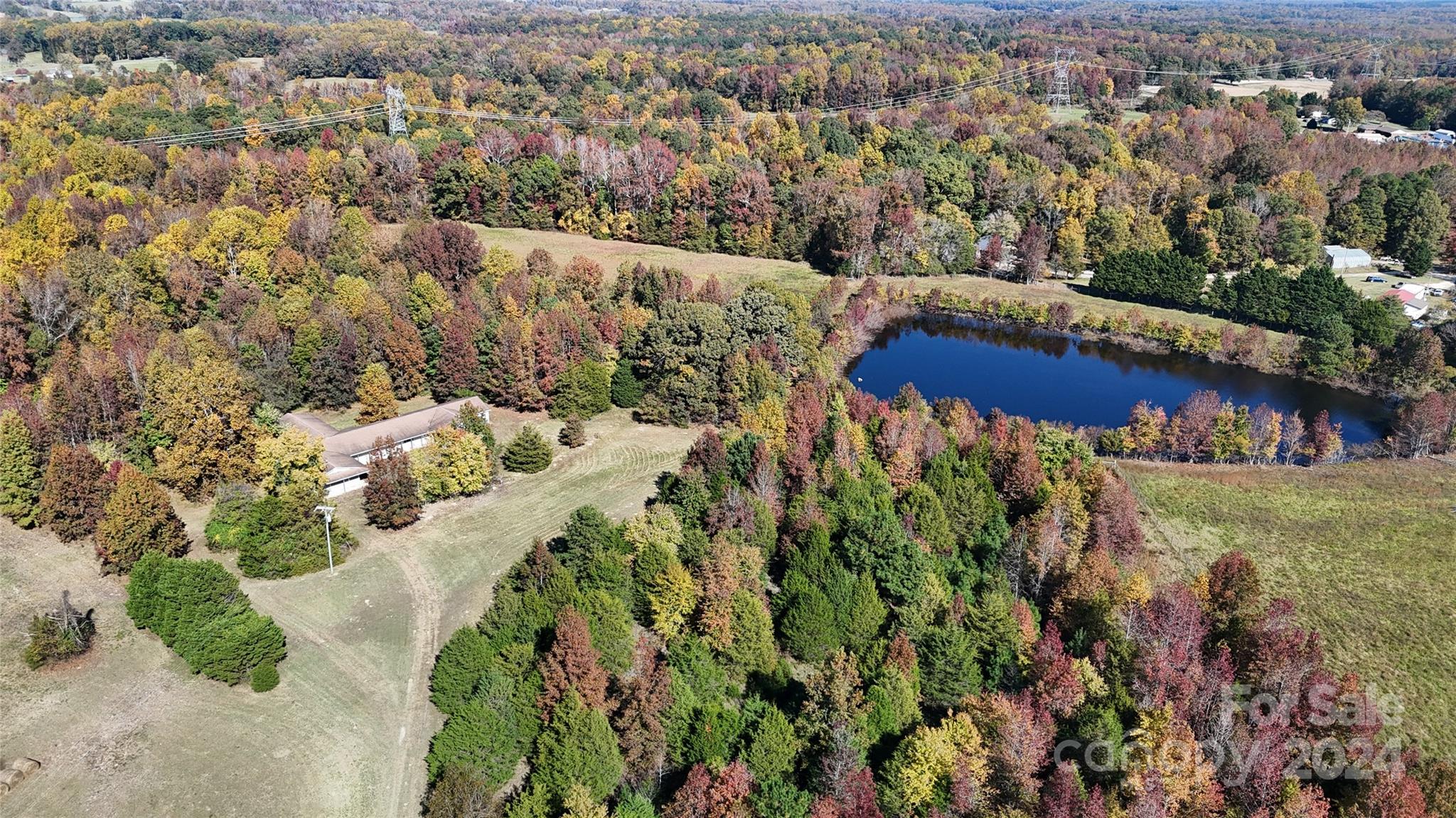 1851 Pleasant Hill Liberty Road Property Photo 3