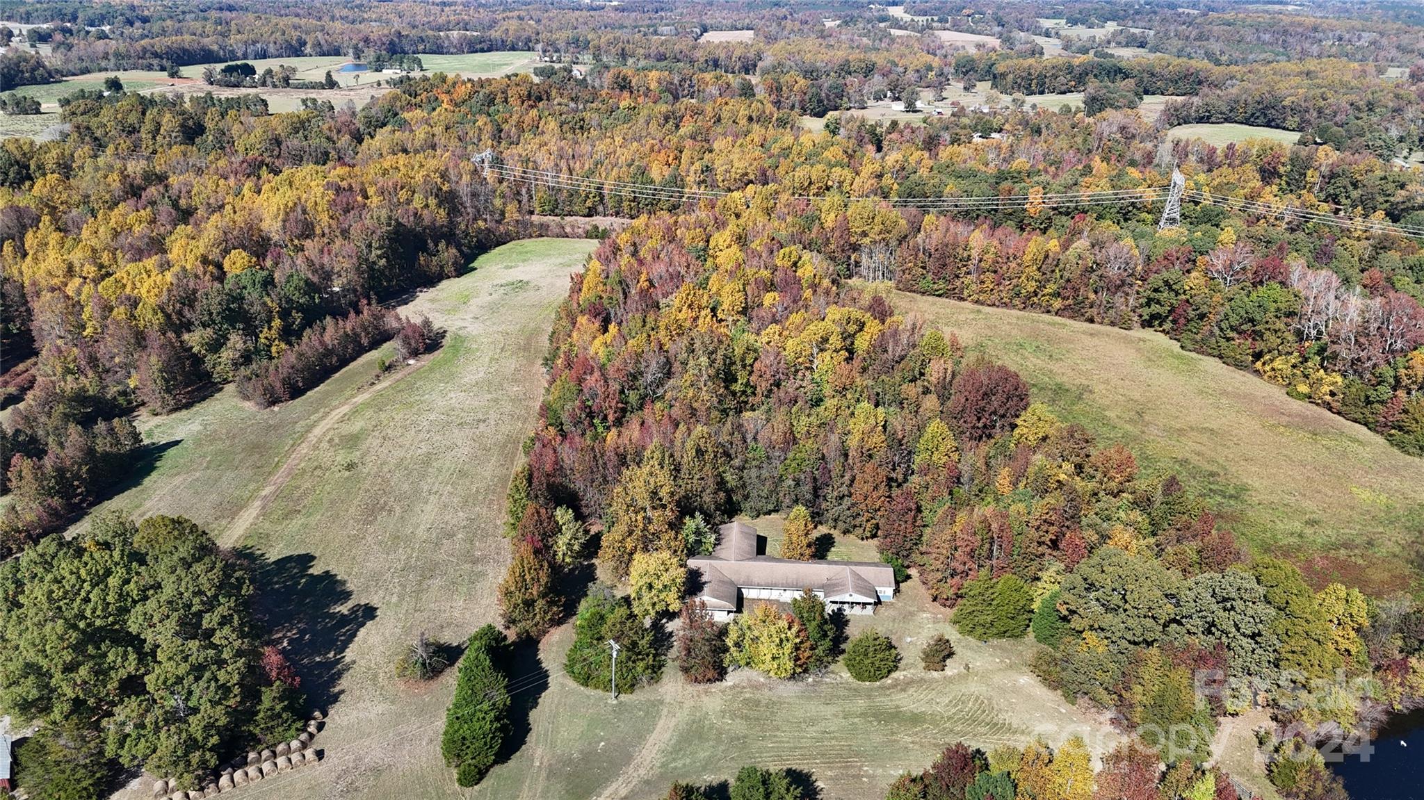 1851 Pleasant Hill Liberty Road Property Photo 4