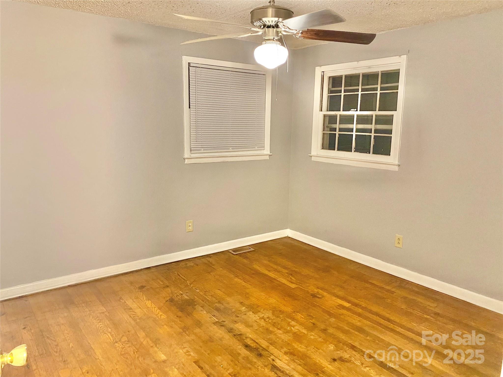 2040 25th Street Drive Property Photo 15