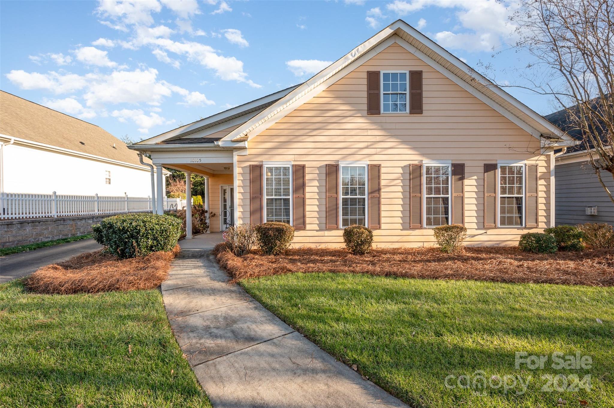 10105 Bishops Gate Boulevard Property Photo 2