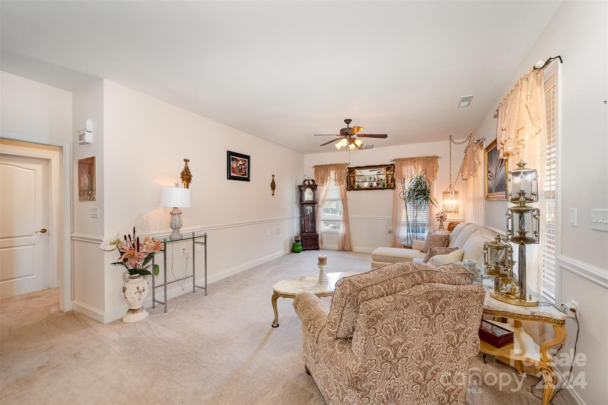 10105 Bishops Gate Boulevard Property Photo 6