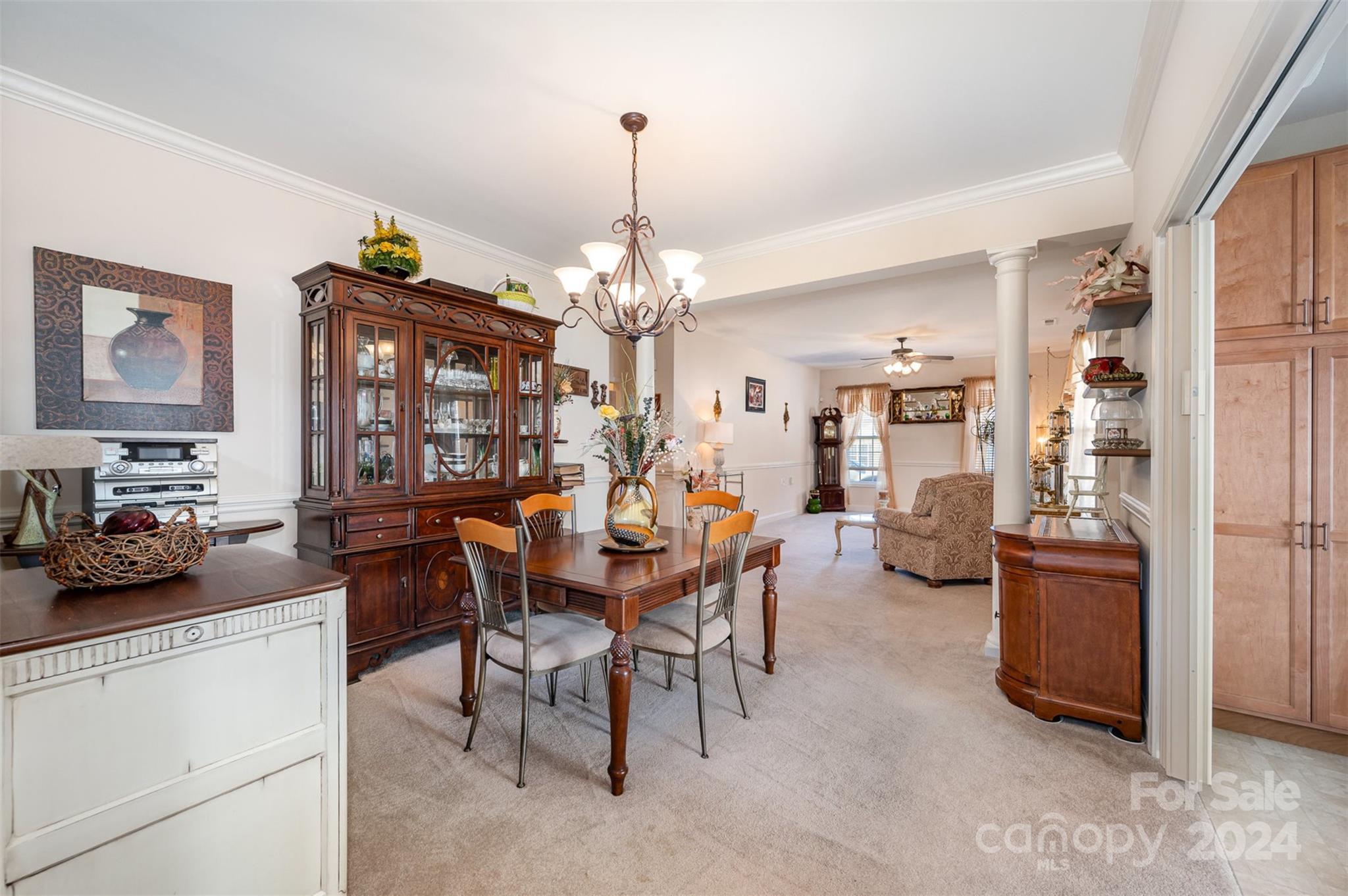 10105 Bishops Gate Boulevard Property Photo 8