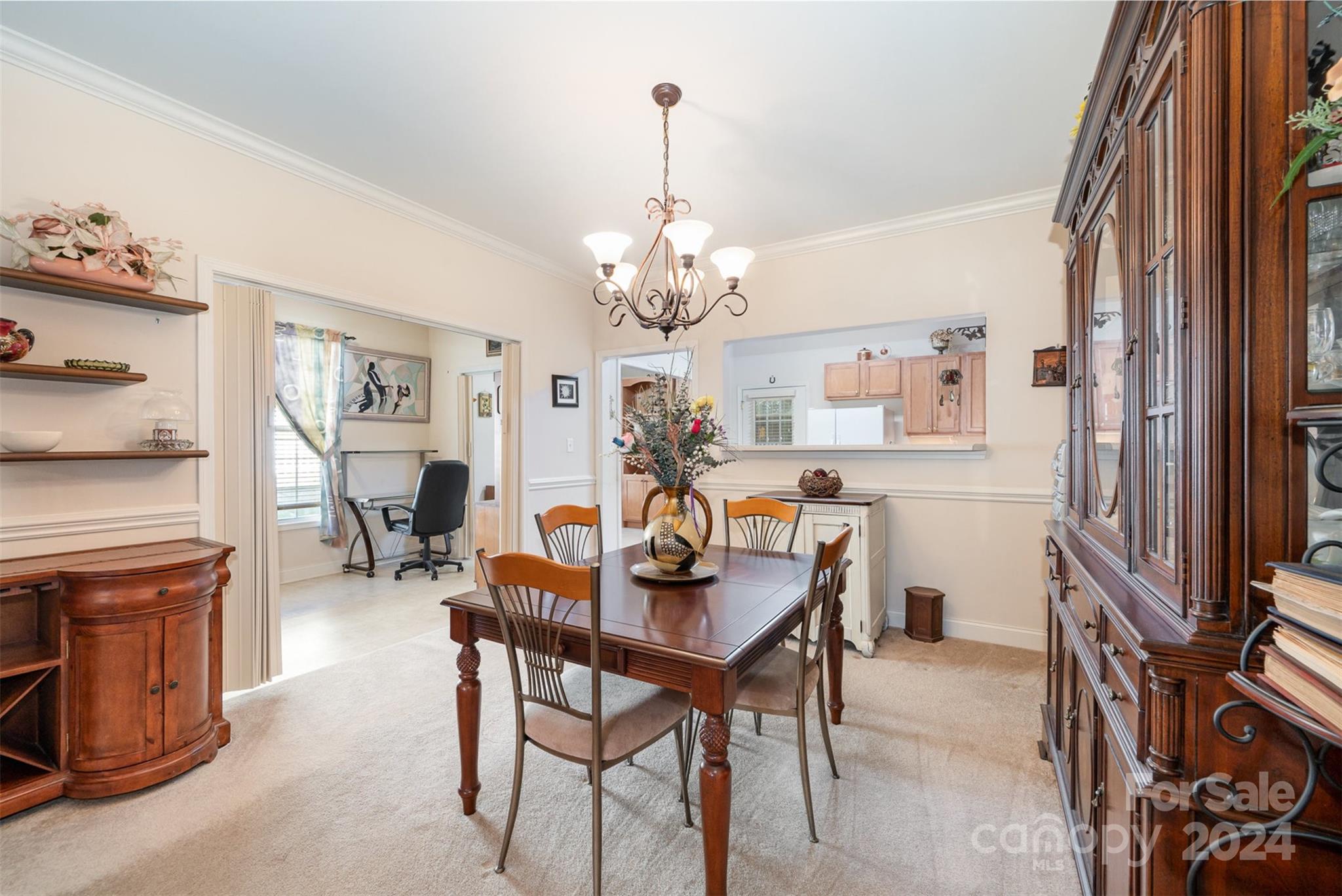 10105 Bishops Gate Boulevard Property Photo 9