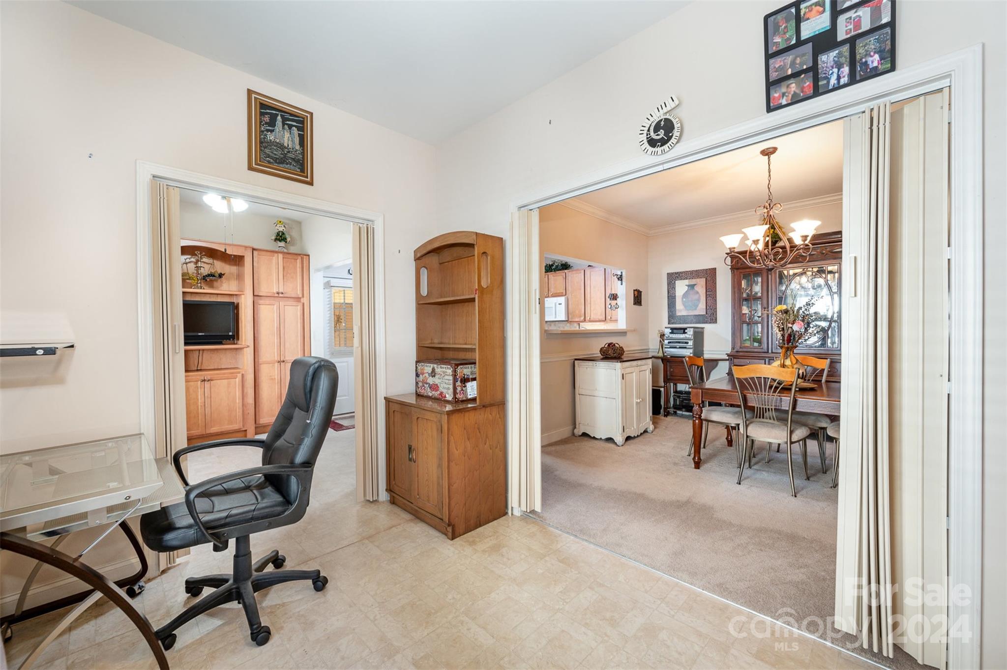 10105 Bishops Gate Boulevard Property Photo 15