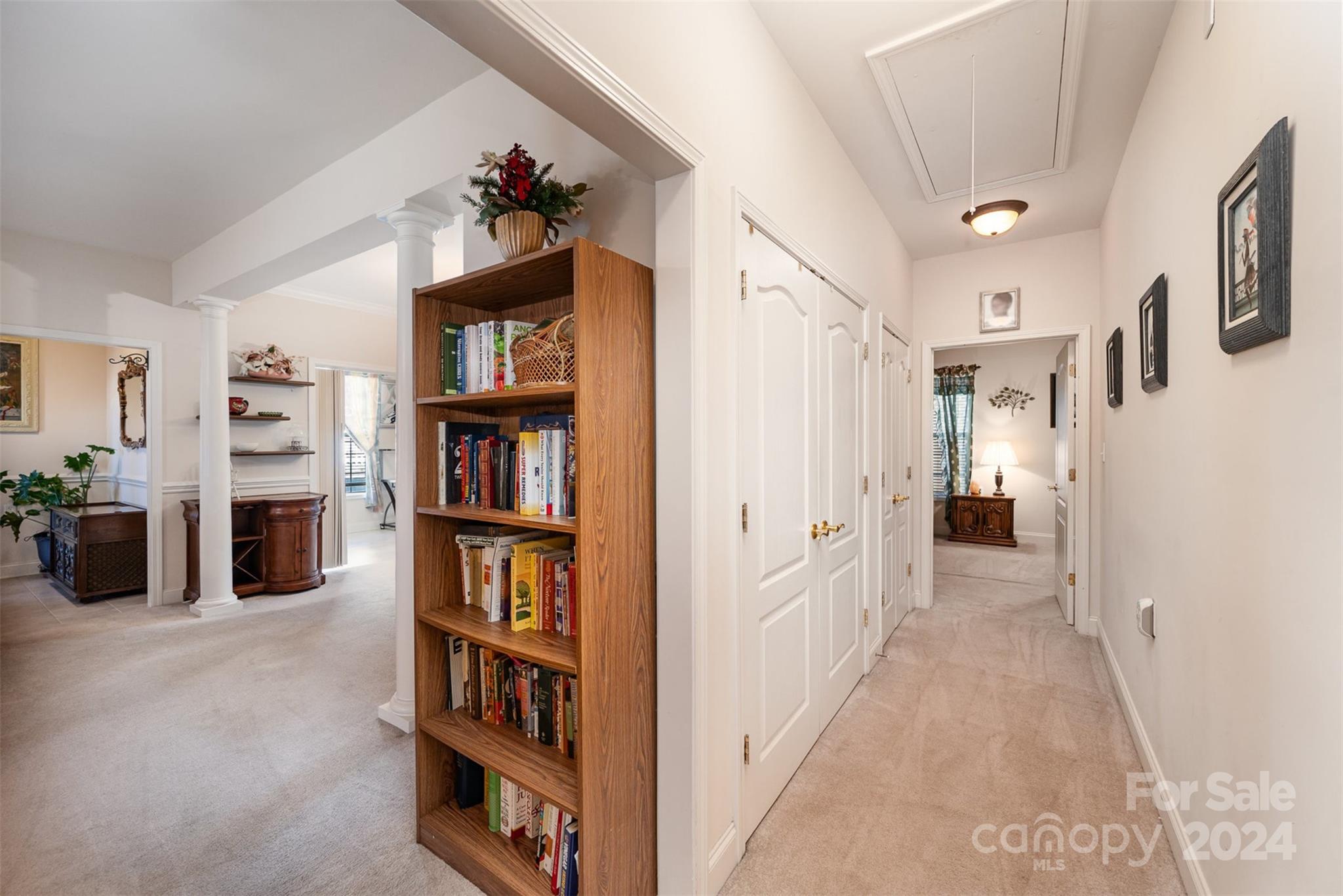 10105 Bishops Gate Boulevard Property Photo 16
