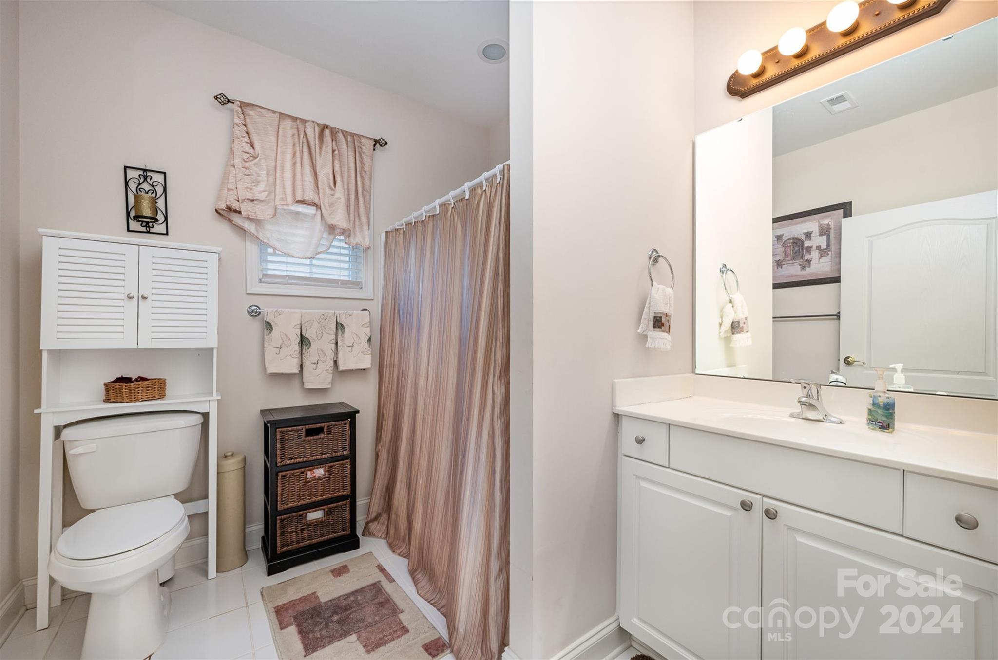 10105 Bishops Gate Boulevard Property Photo 25
