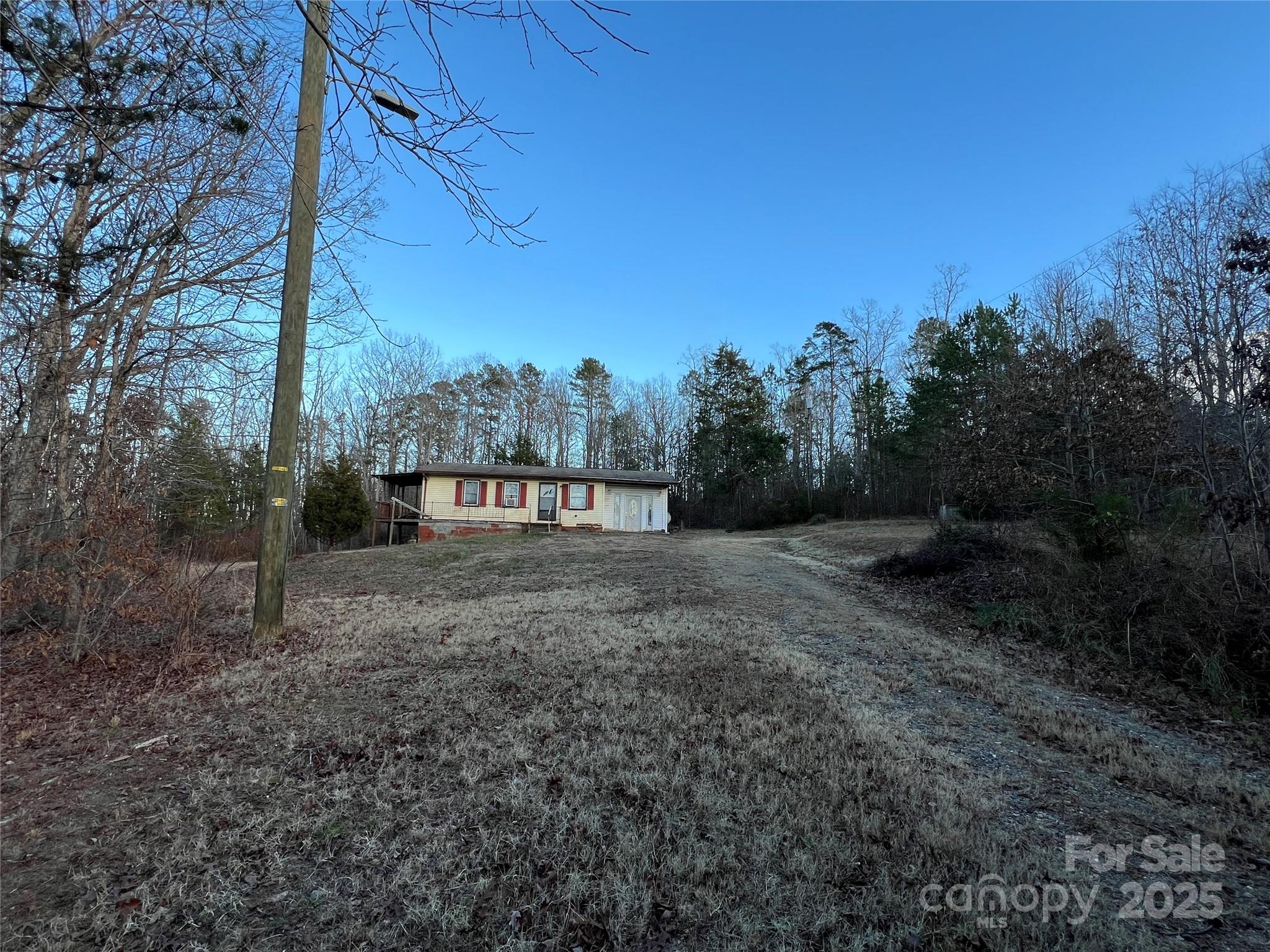 580 Corbin Dairy Road Property Photo