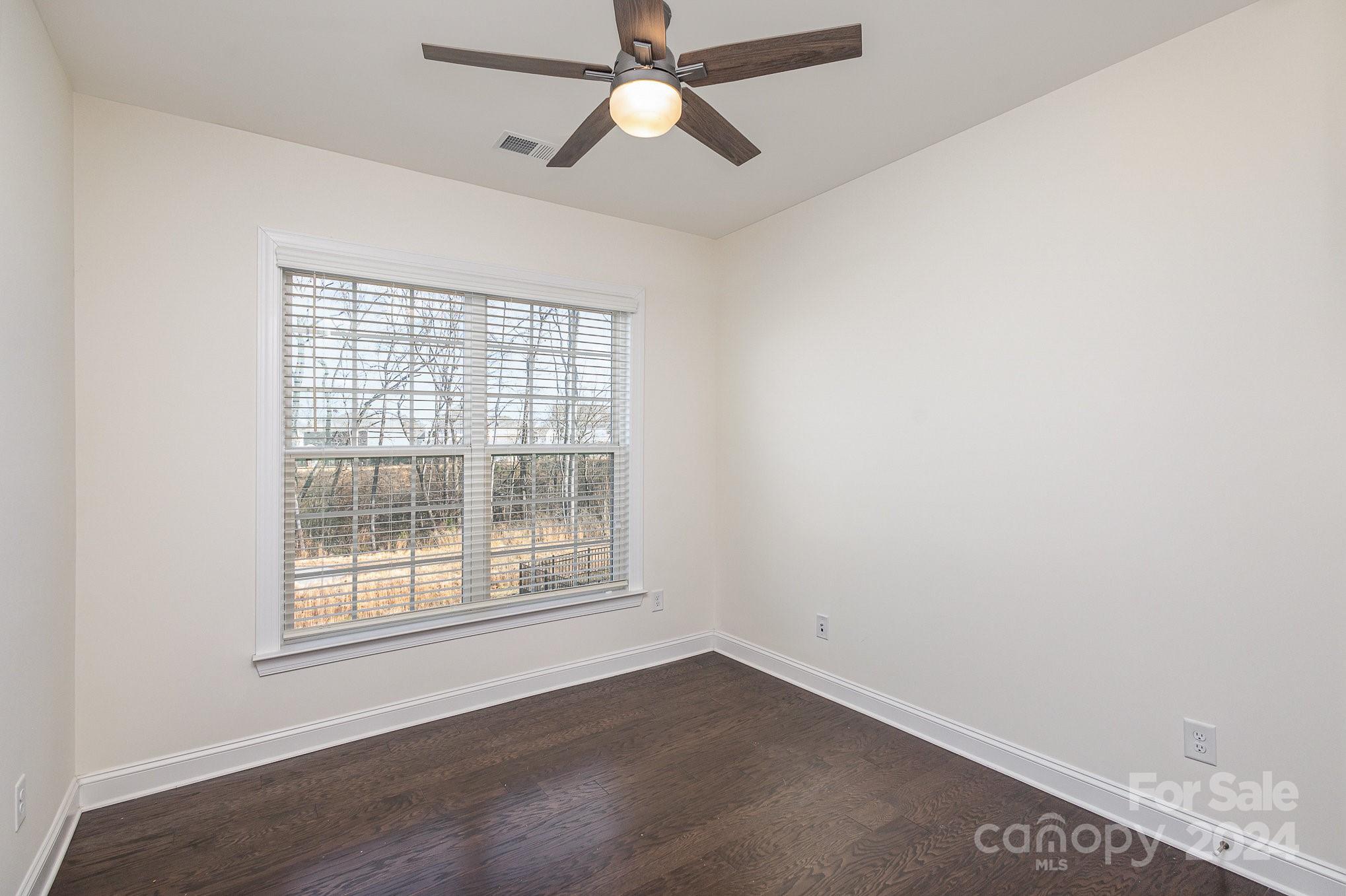 3013 Haley Circle Property Photo 28