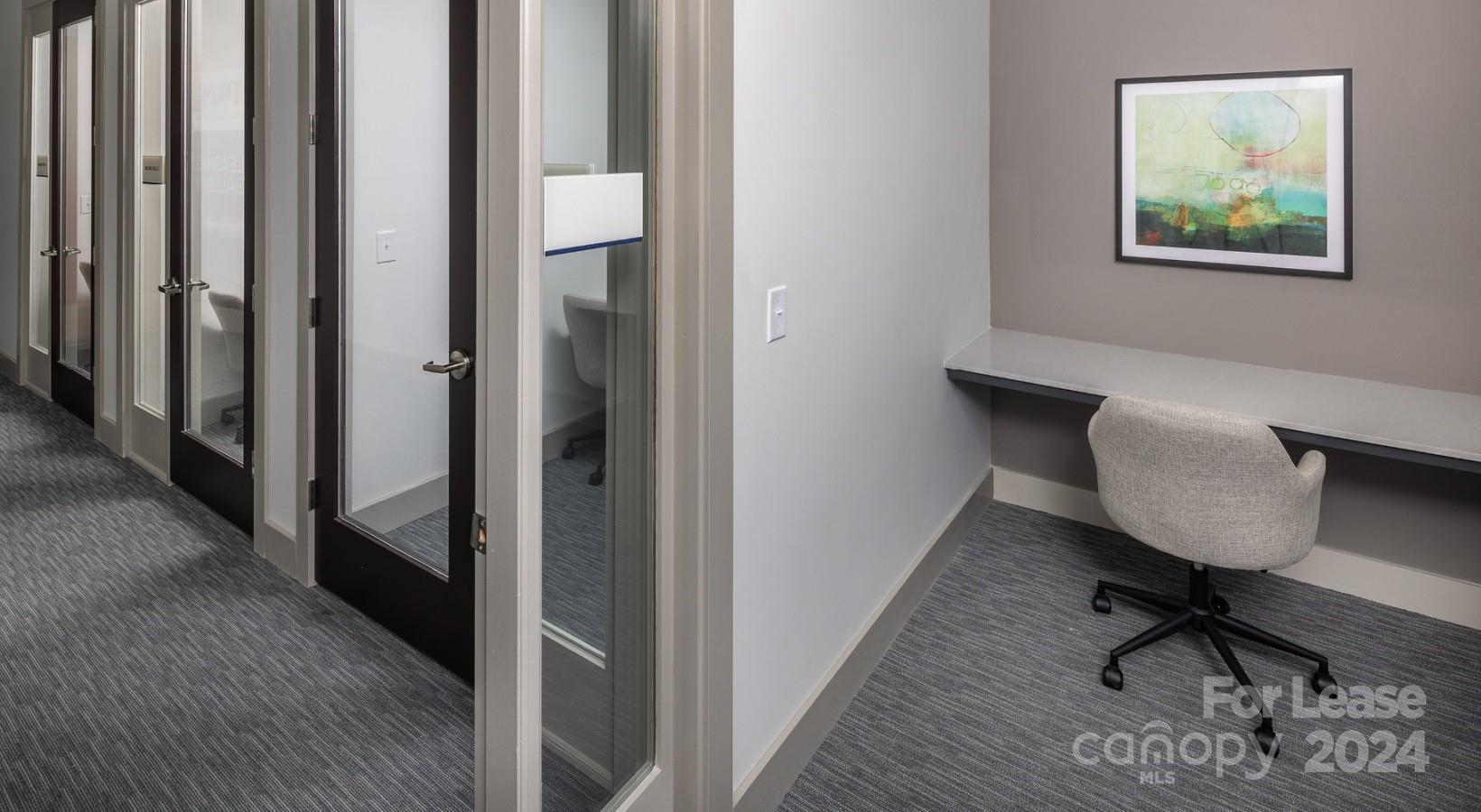 8424 N Tryon Street B3 Property Photo 8