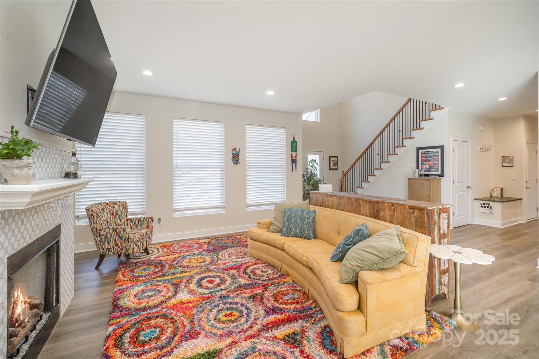 10221 Hanging Moss Trail Property Photo 7
