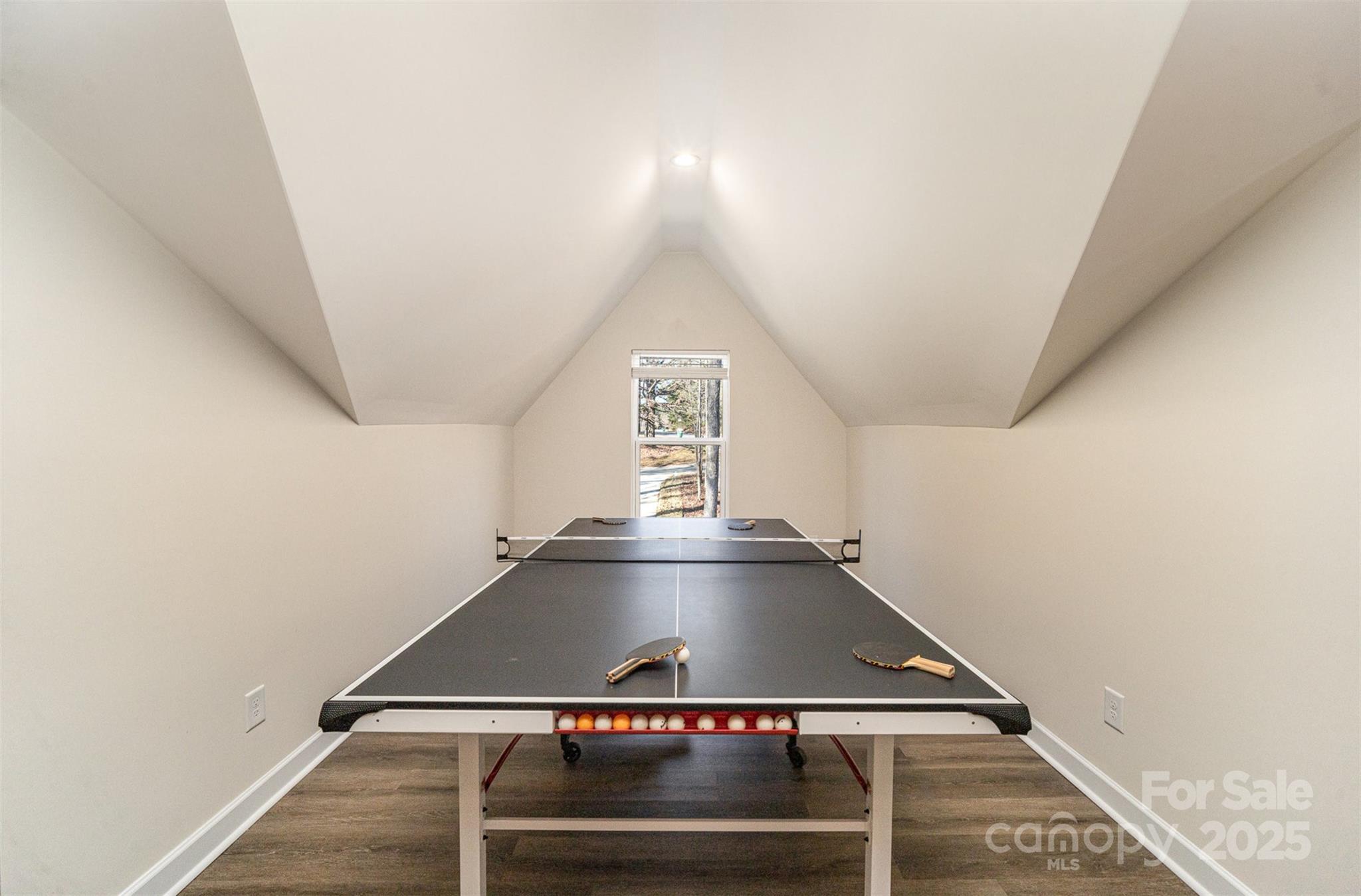 10221 Hanging Moss Trail Property Photo 32