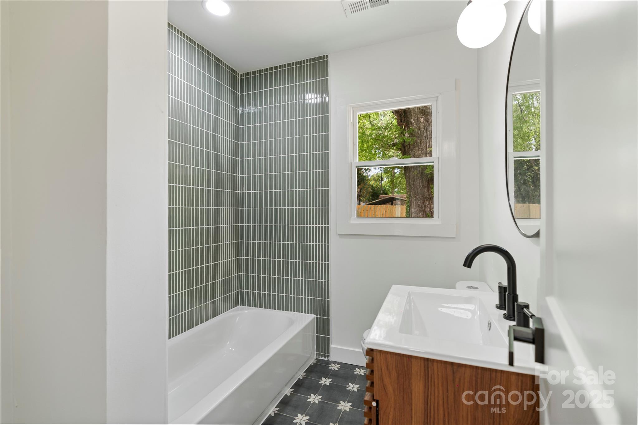 1506-1508 Matheson Avenue Property Photo 13