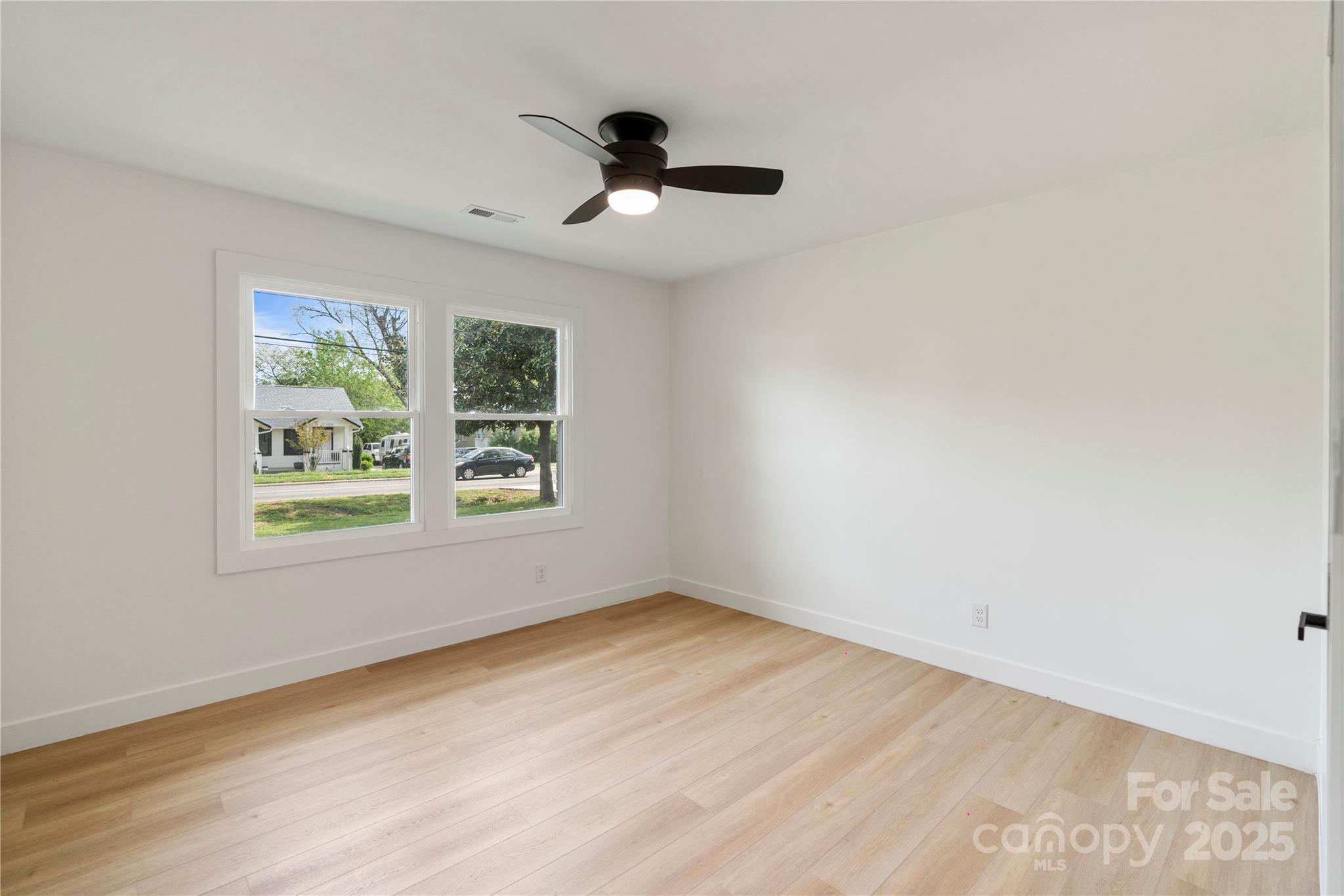 1506-1508 Matheson Avenue Property Photo 38