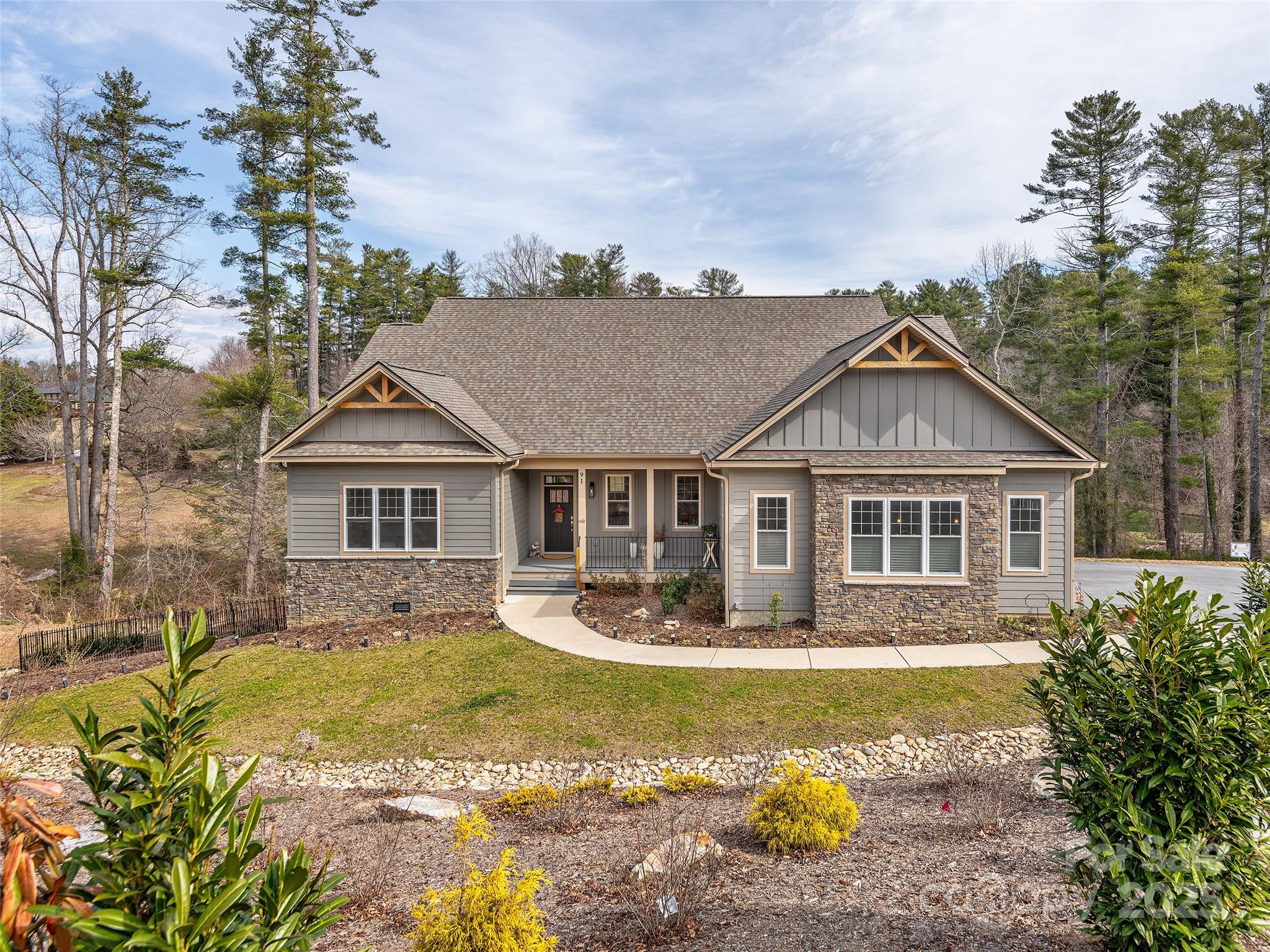Beaumont Estates Real Estate Listings Main Image