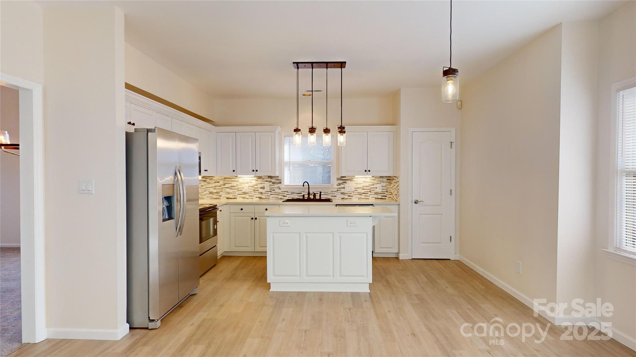 7031 Walton Heath Lane Property Photo 19