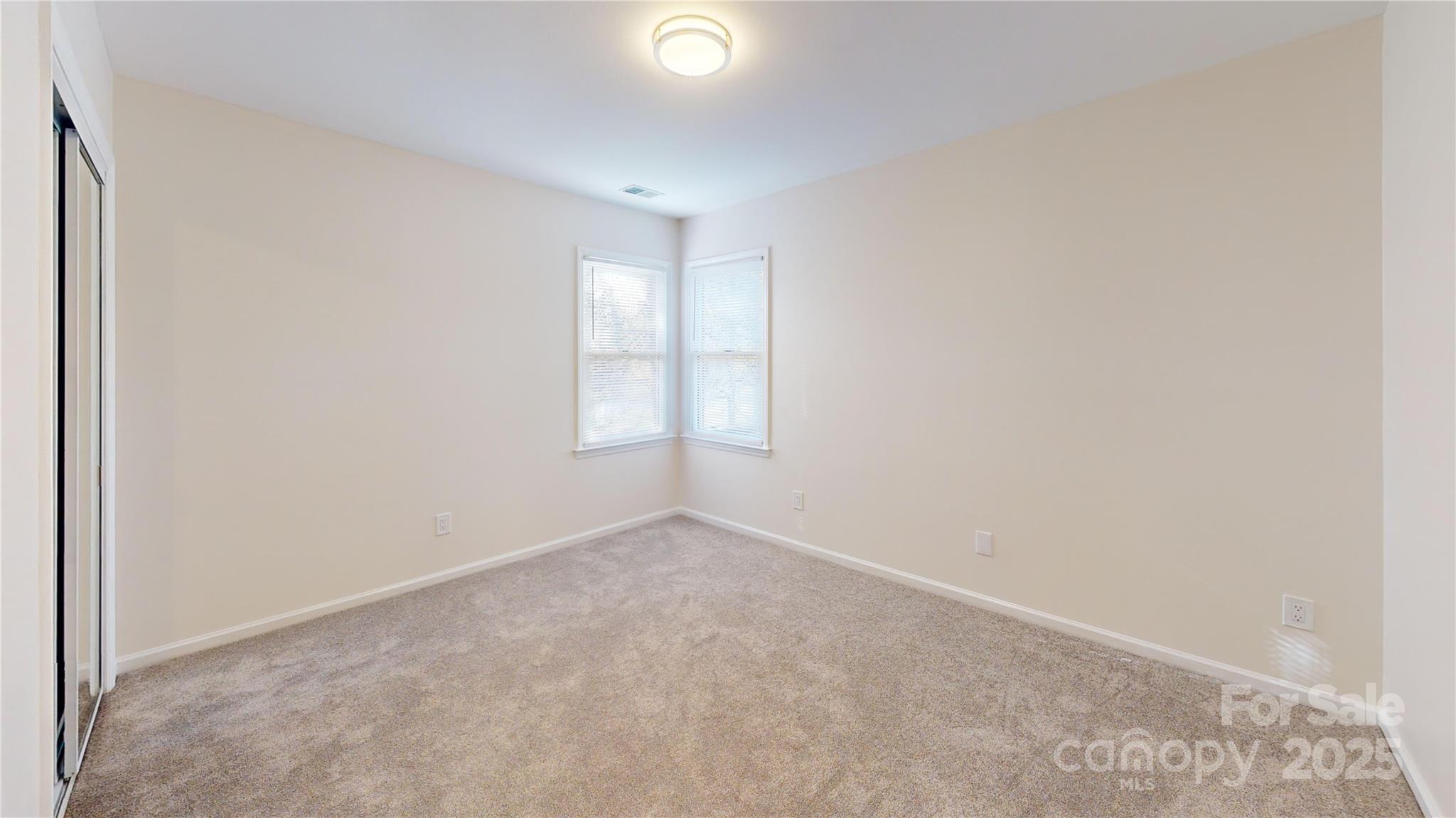 7031 Walton Heath Lane Property Photo 30