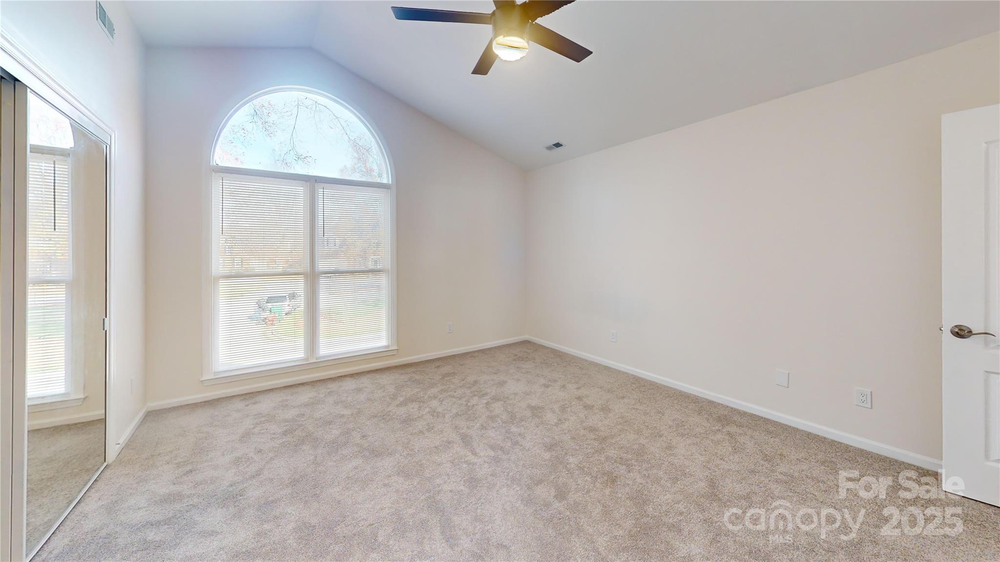 7031 Walton Heath Lane Property Photo 33