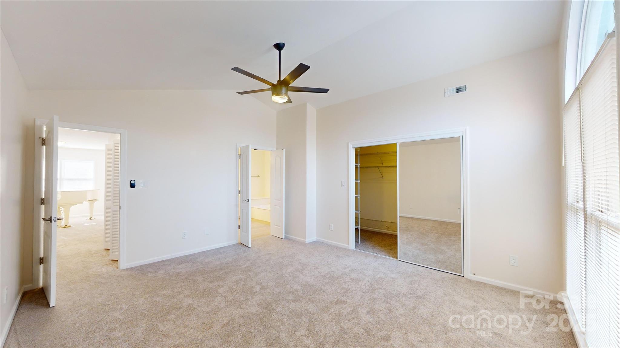 7031 Walton Heath Lane Property Photo 34