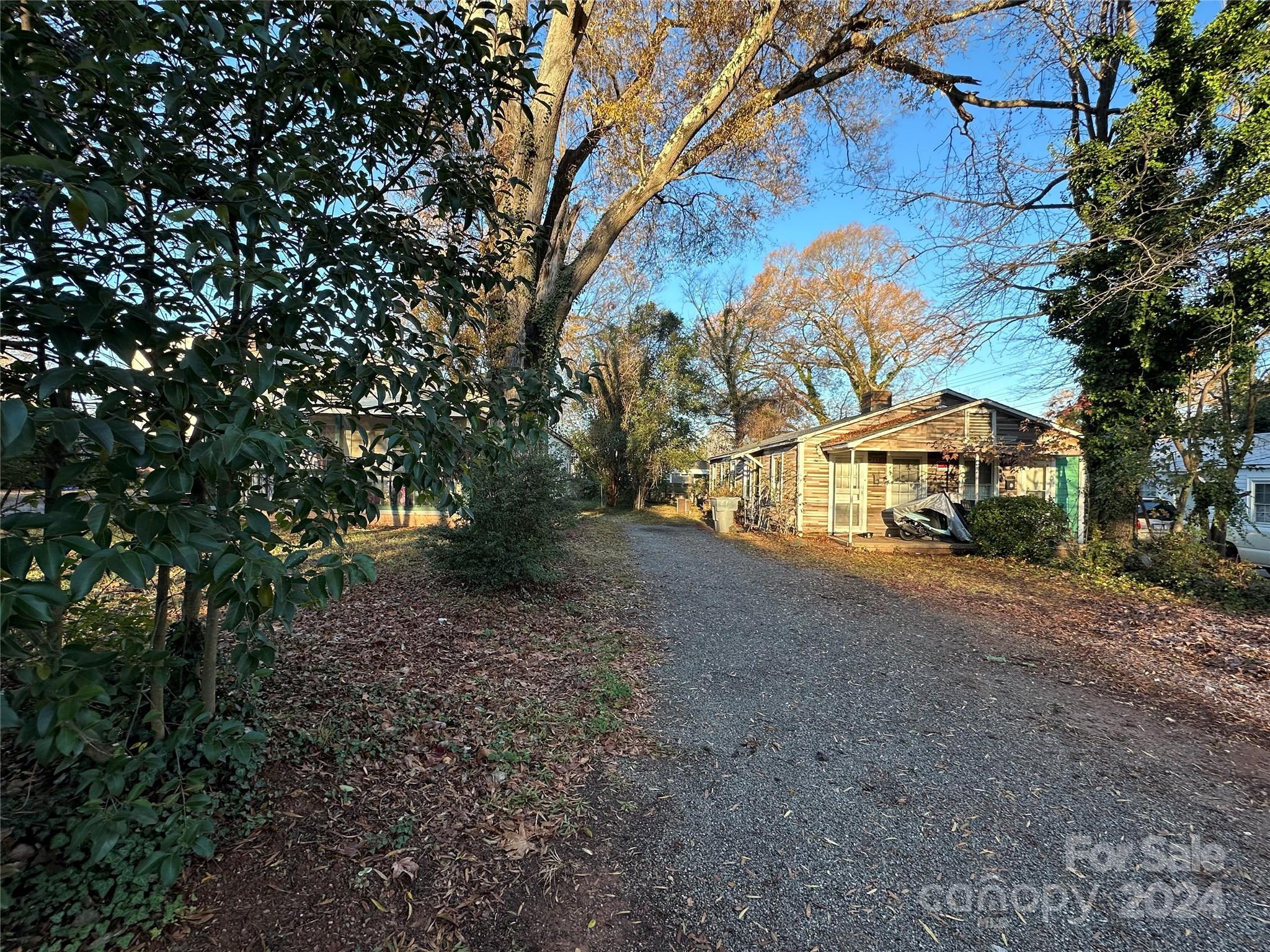 3100 Dunn Avenue Property Photo 1