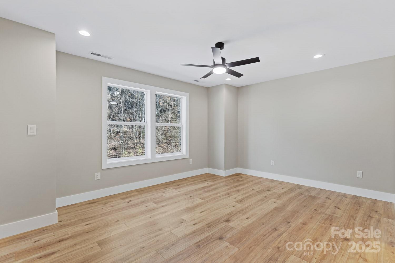 330 Bowditch Street 2b Property Photo 18