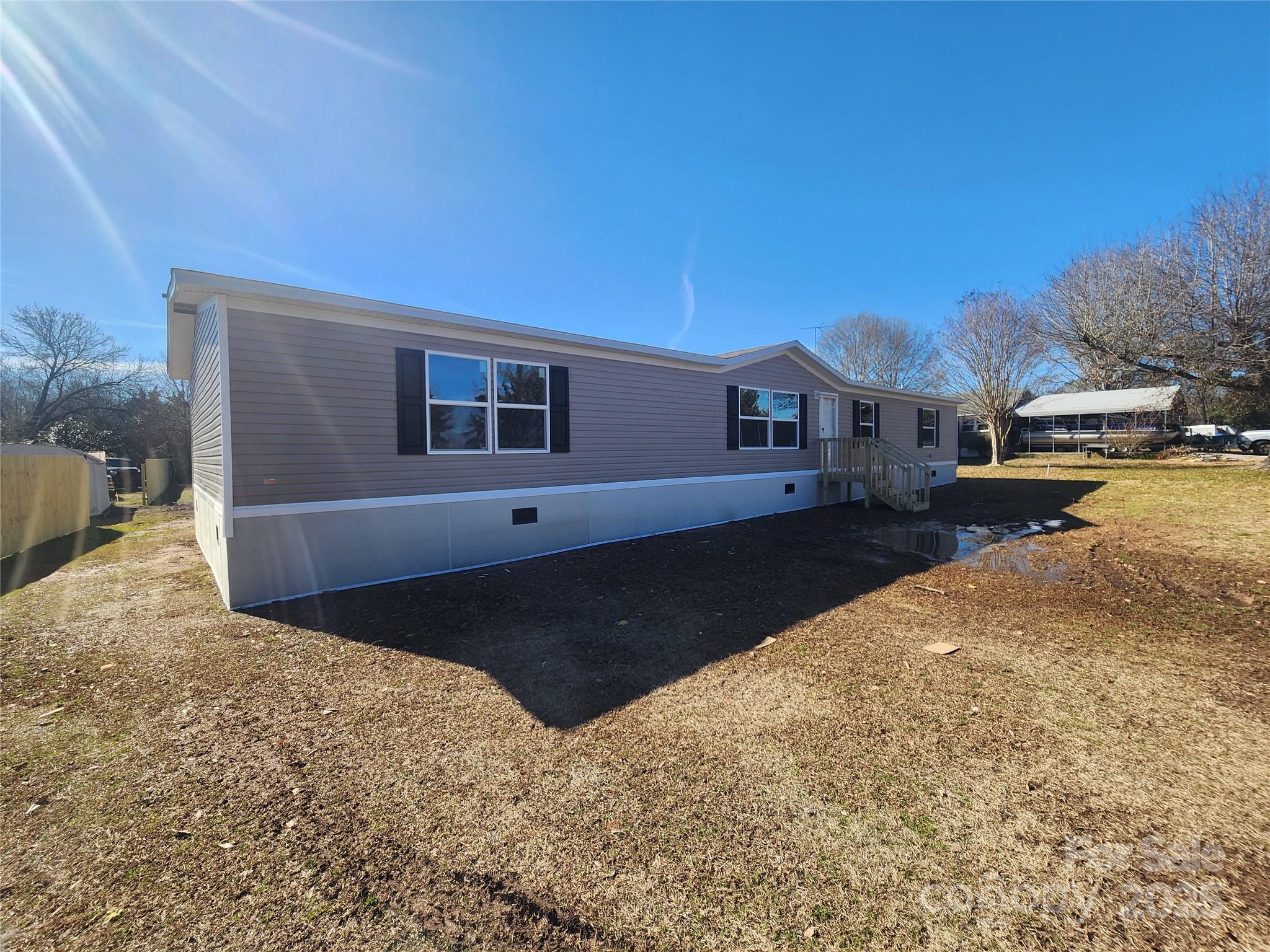 967 Perla Road Property Photo