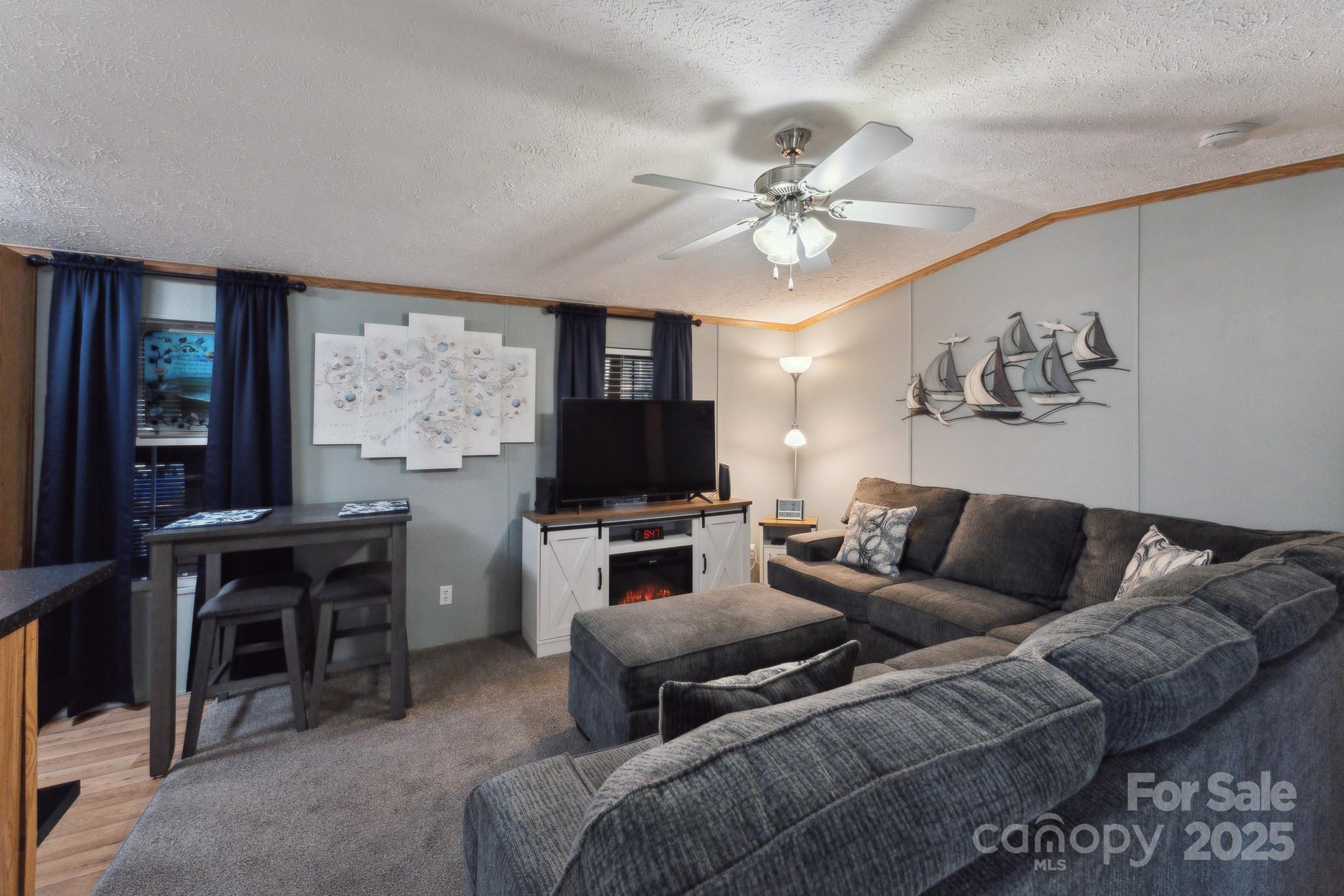 1605 Embers Drive Property Photo 7