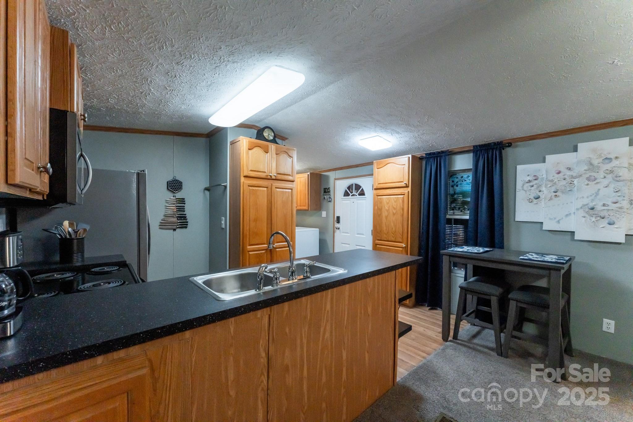 1605 Embers Drive Property Photo 17