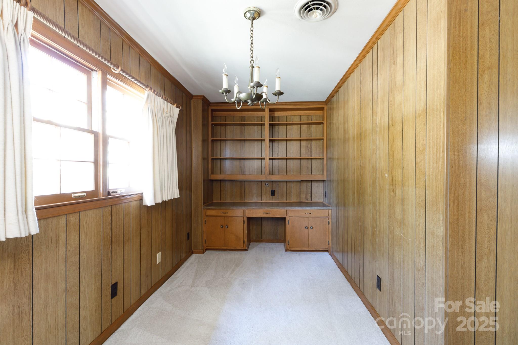 829 Rawlinson Road Property Photo 12