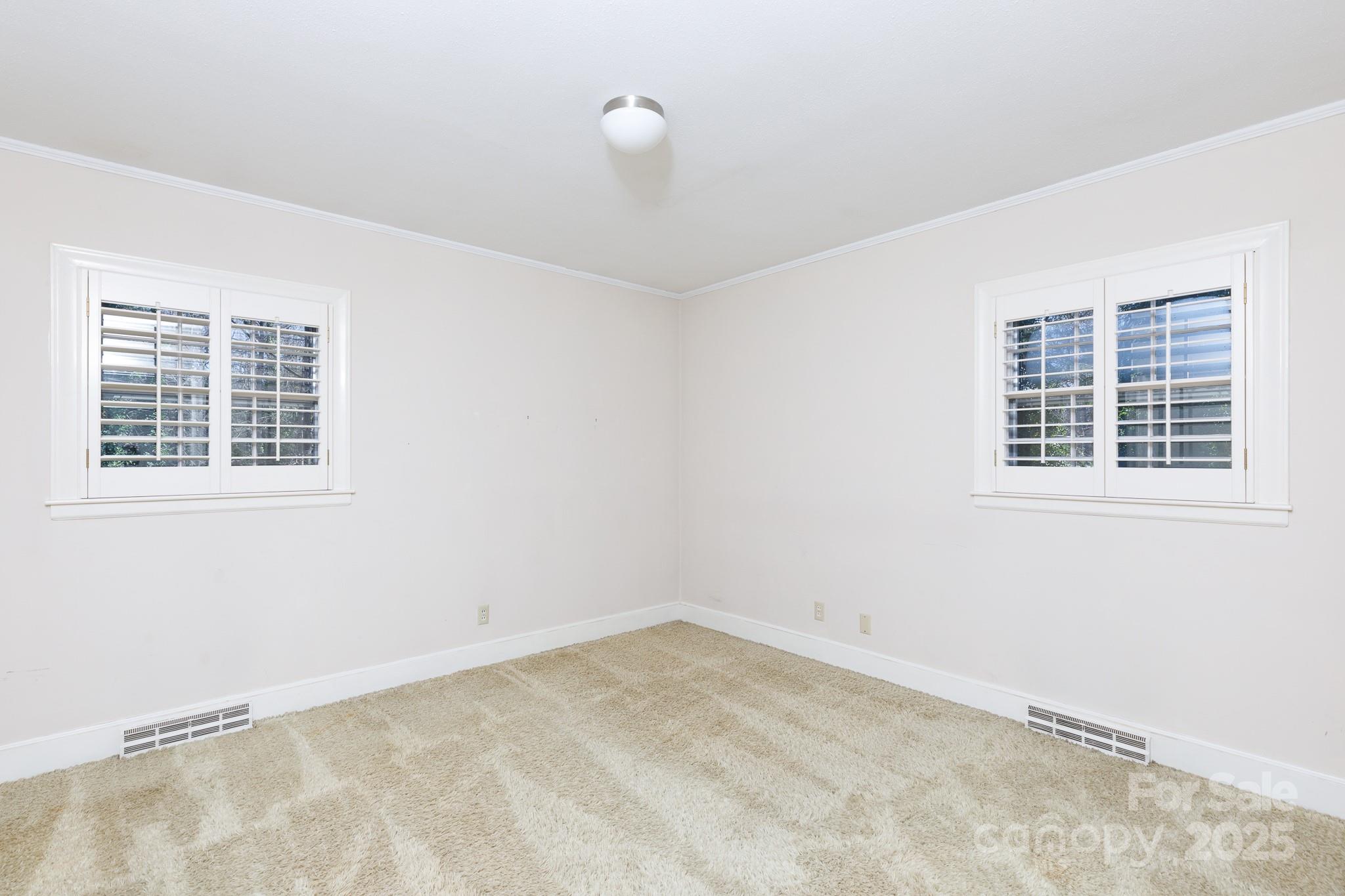 829 Rawlinson Road Property Photo 17
