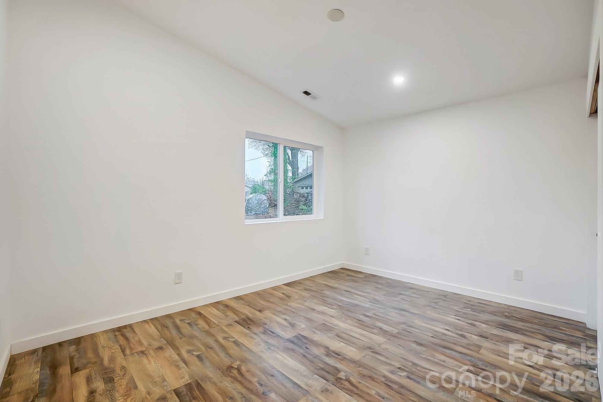 1410 Deborah Circle Property Photo 33