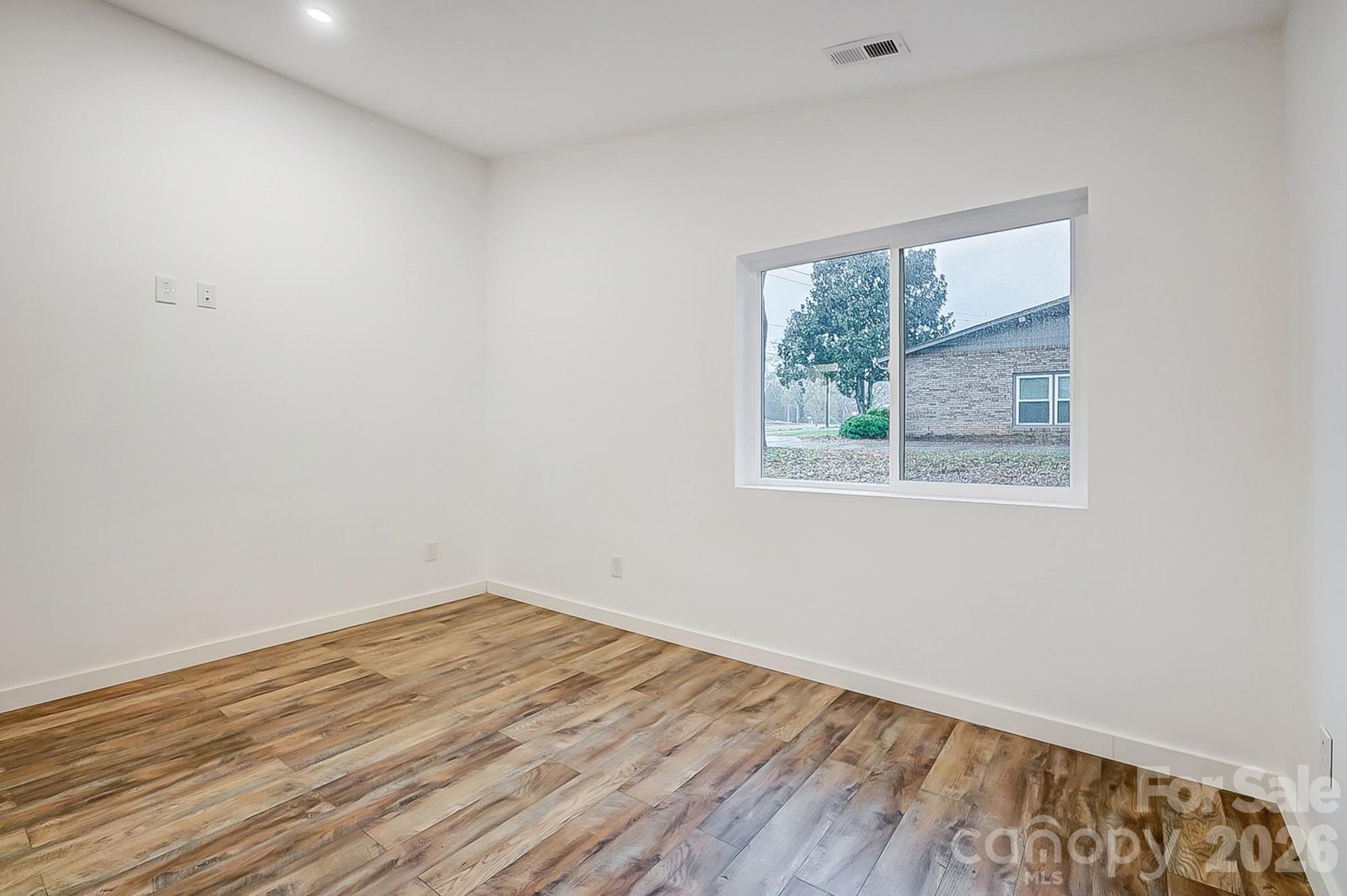 1410 Deborah Circle Property Photo 35