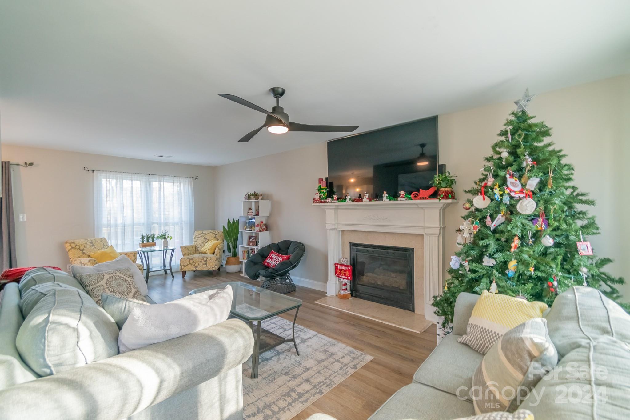 2800 Churn Court Property Photo 3
