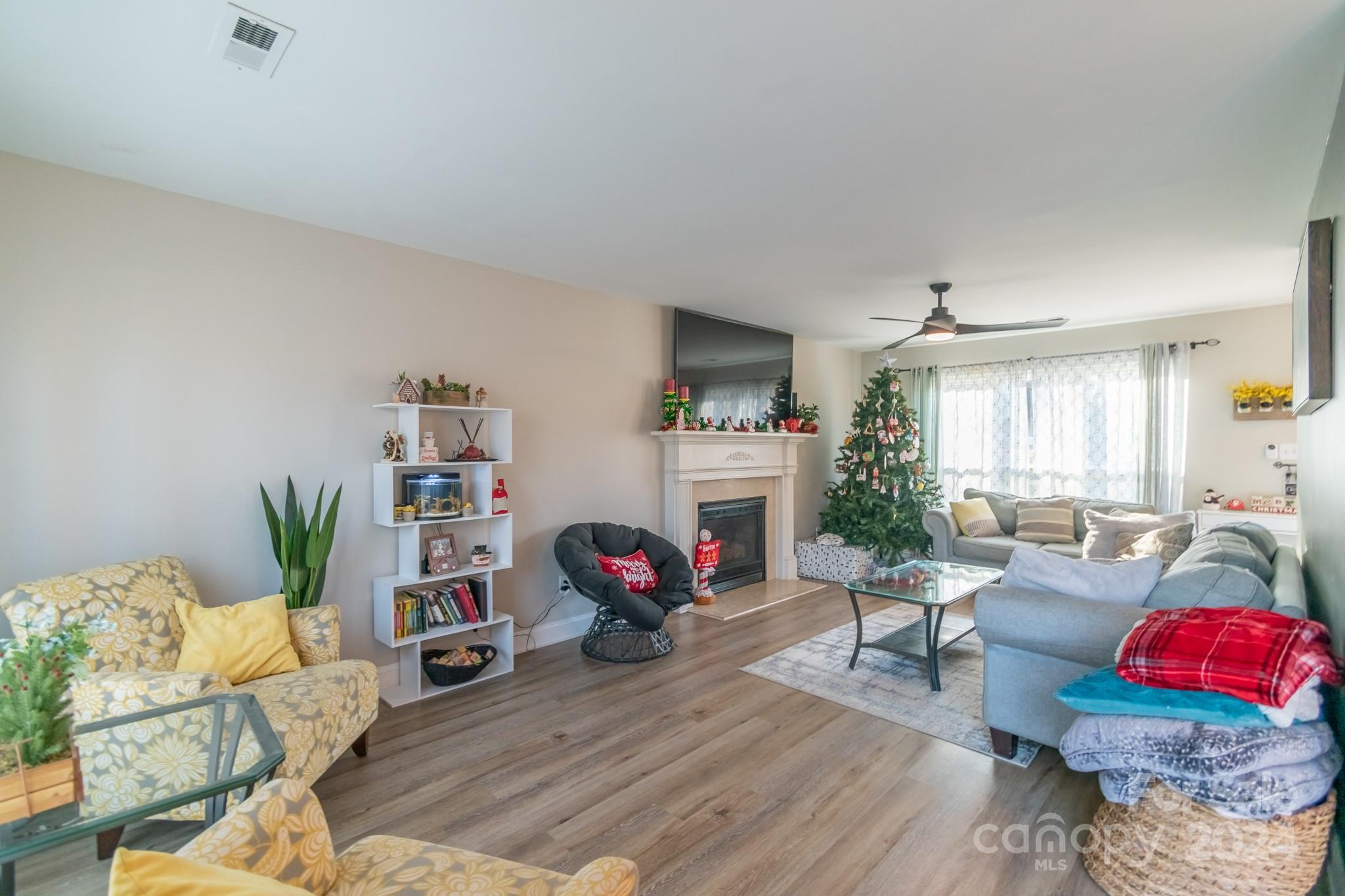 2800 Churn Court Property Photo 5