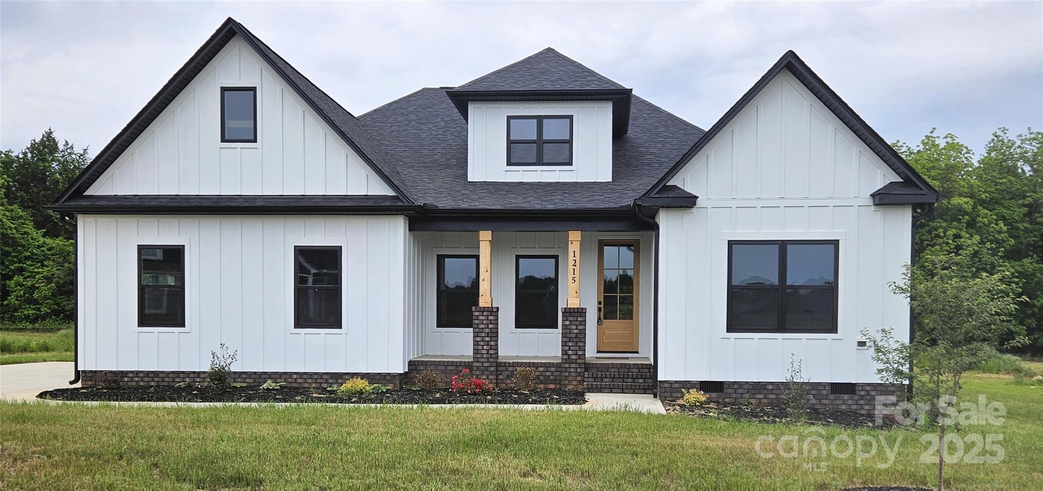 1215 Coppergate Drive Property Photo