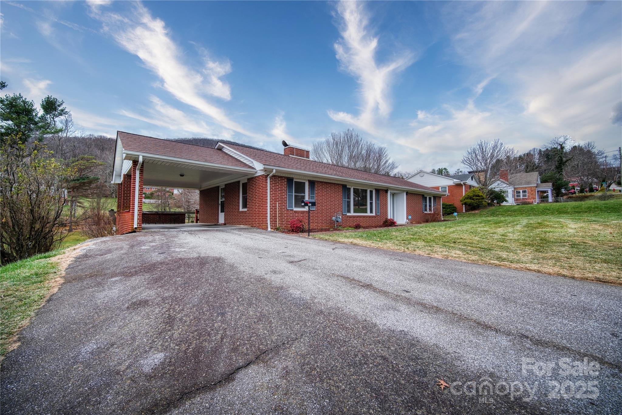 503 N Jefferson Avenue Property Photo 1
