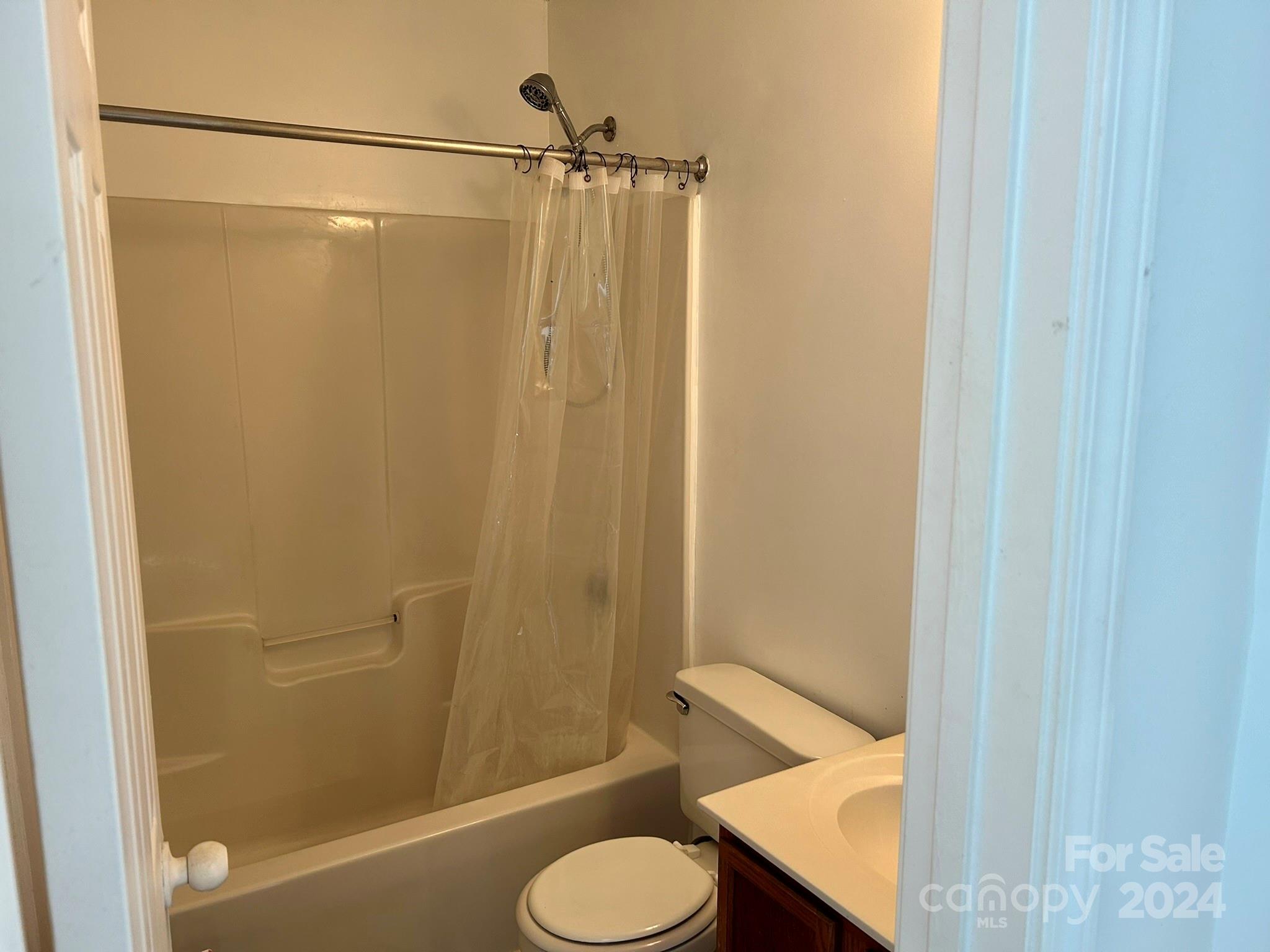5010 Revelation Way Property Photo 9