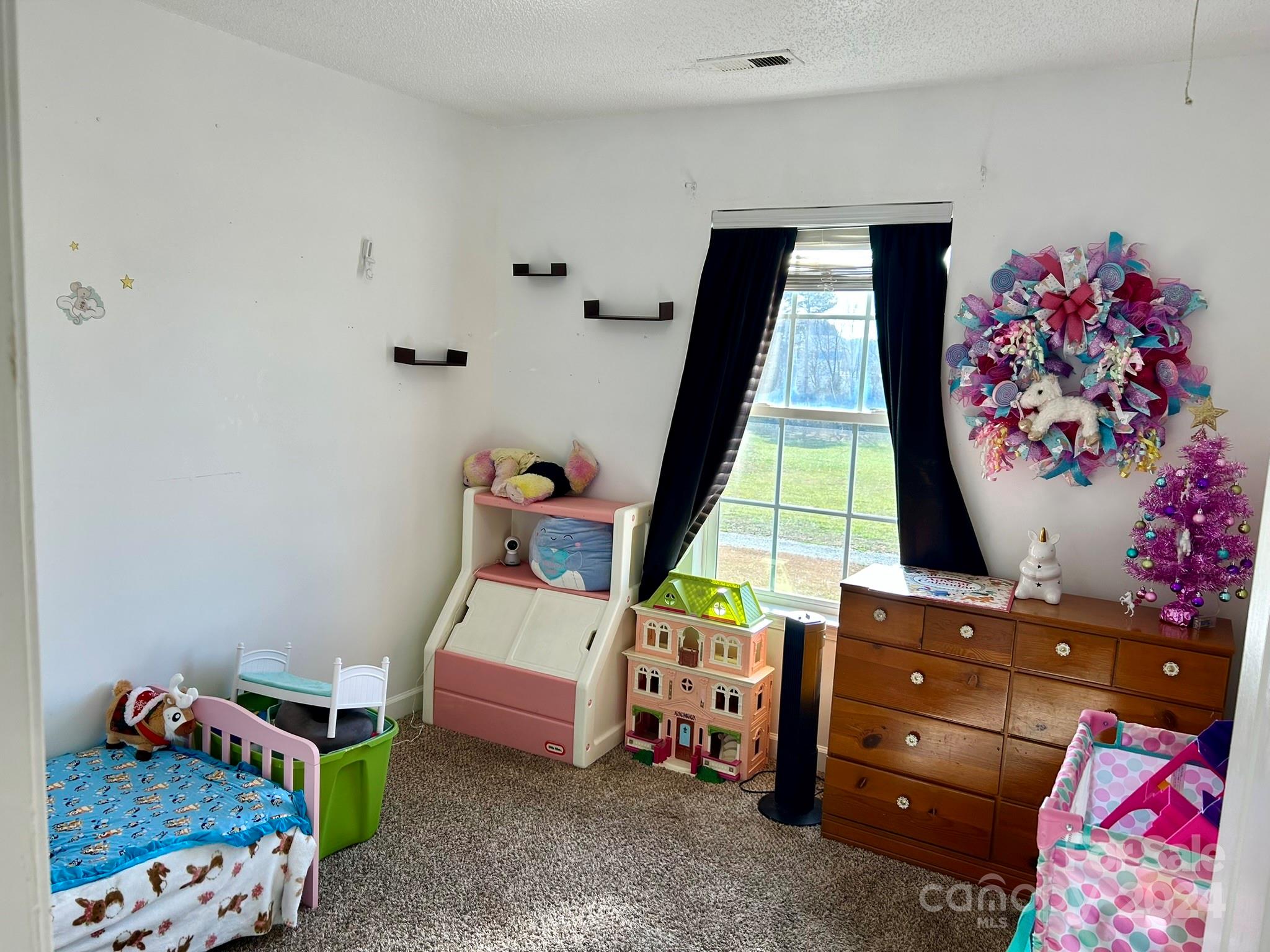 5010 Revelation Way Property Photo 12