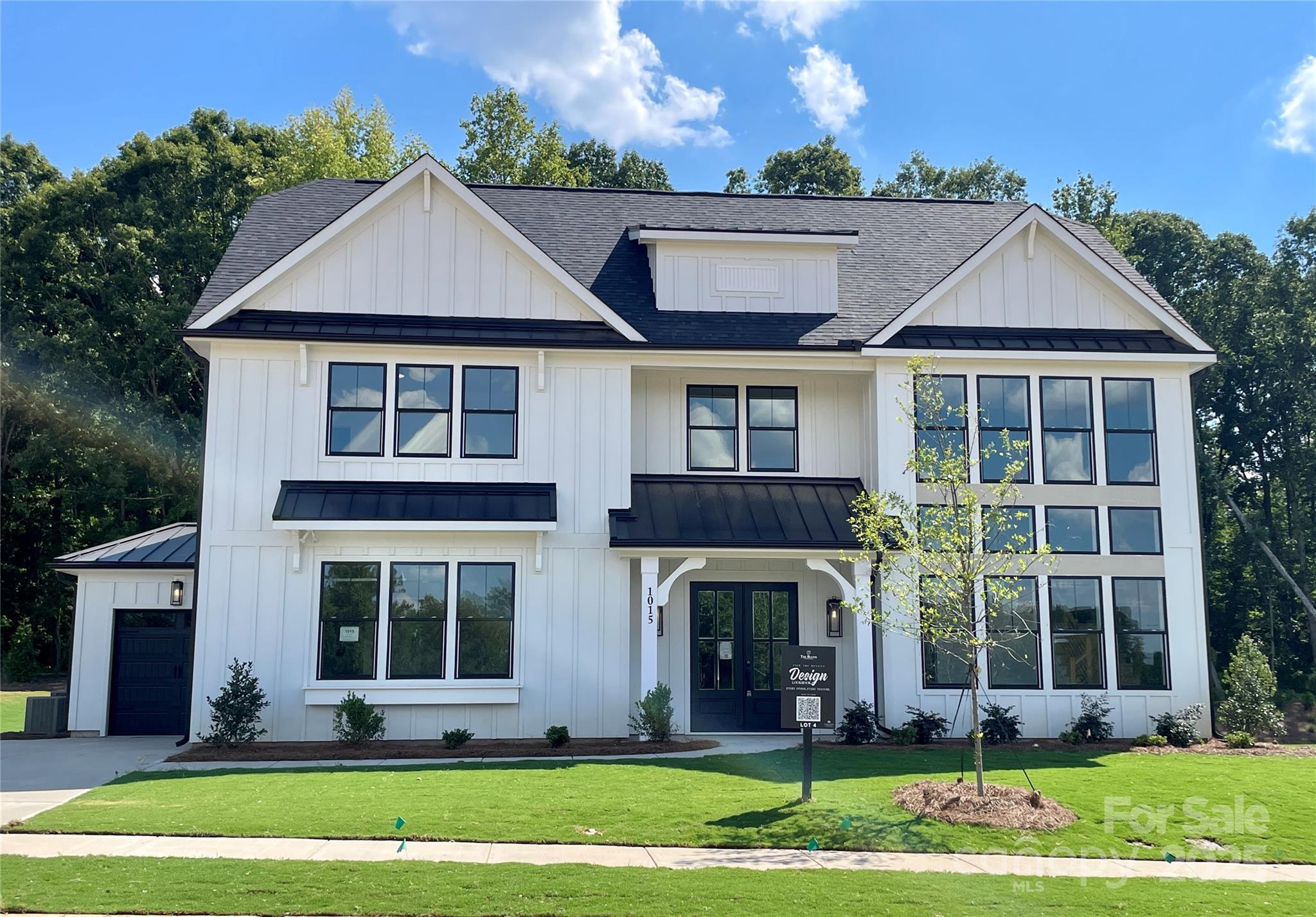 1015 Kendall Drive 4 Property Photo 2