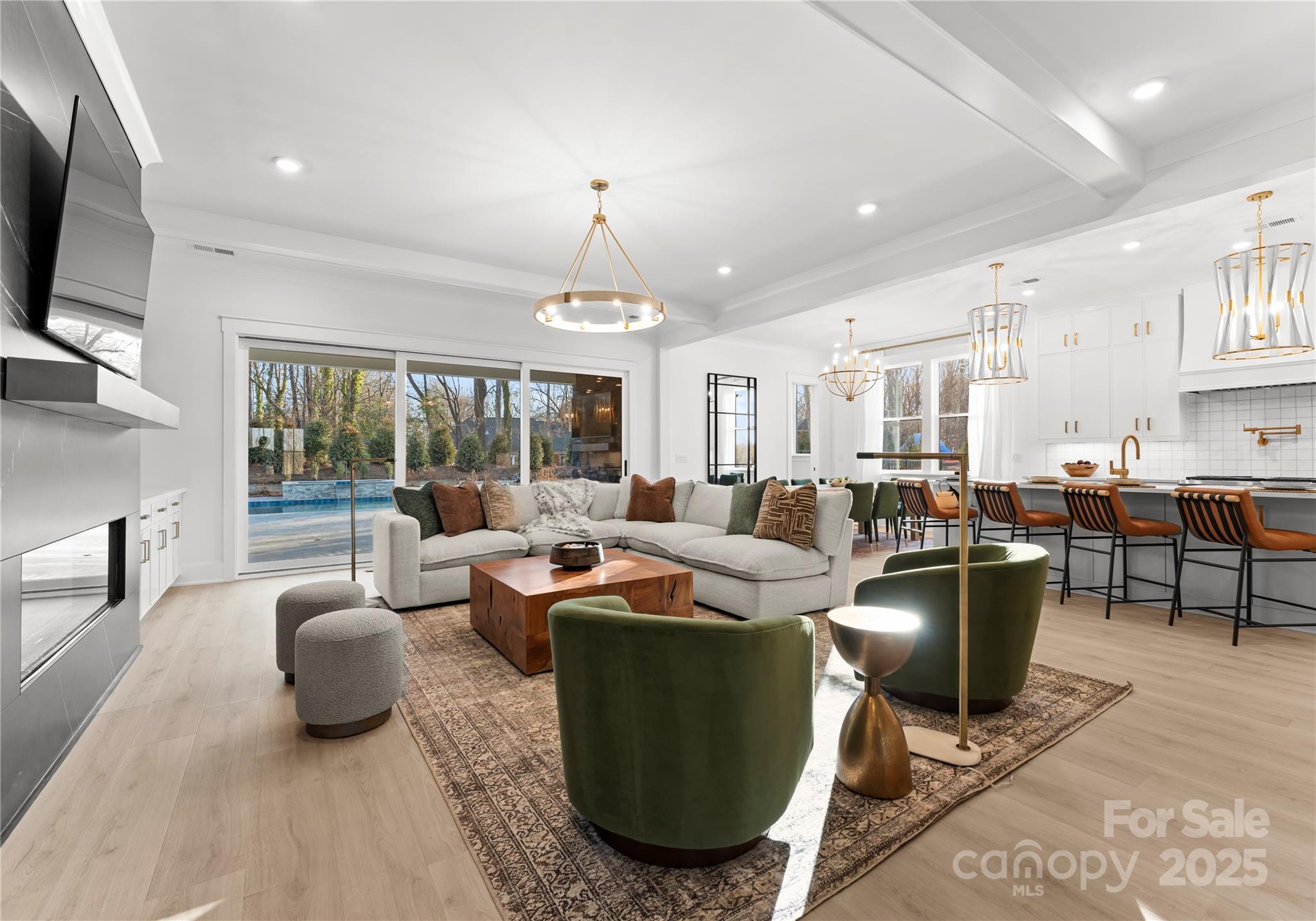 1015 Kendall Drive 4 Property Photo 8