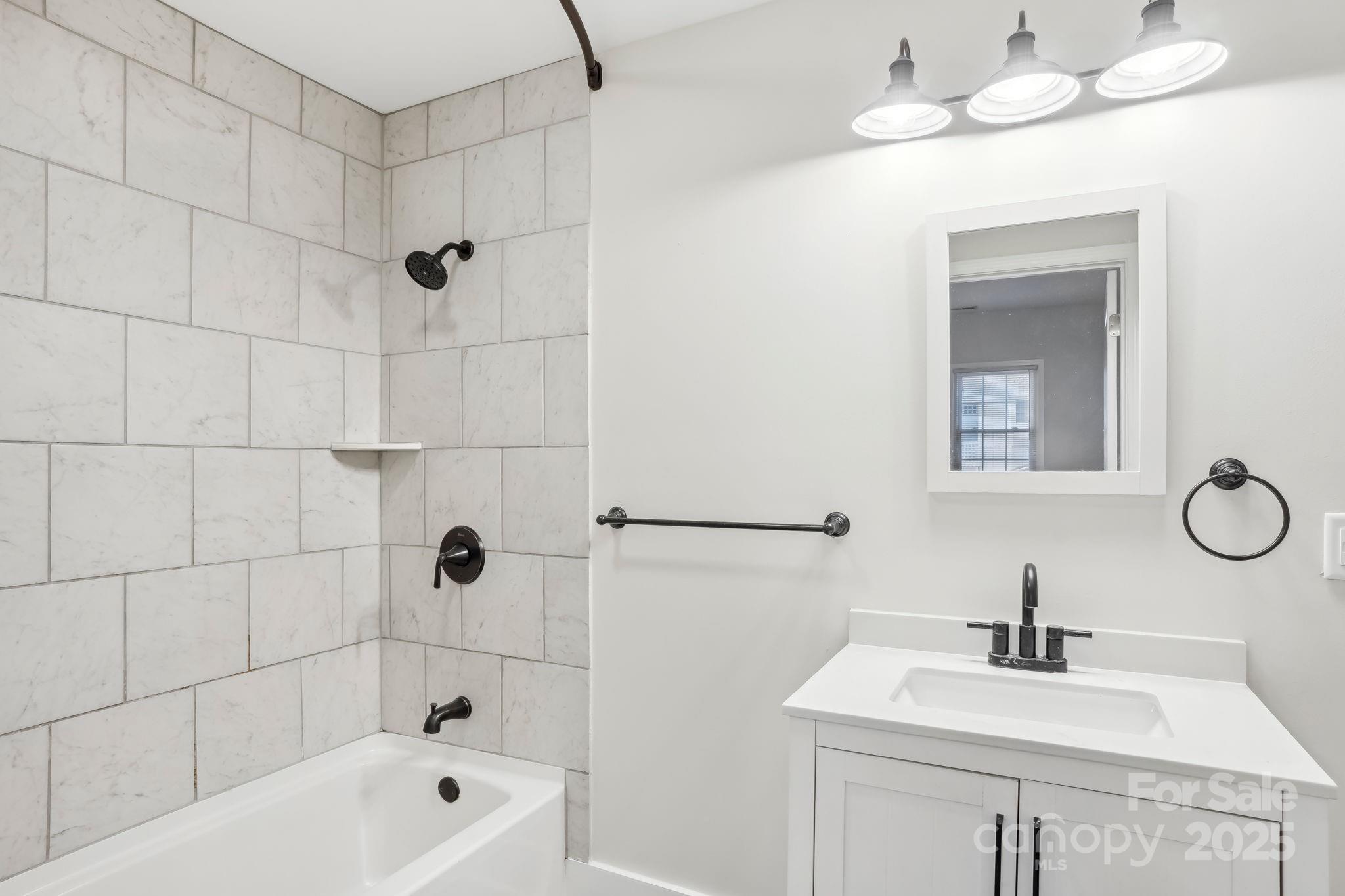 309 S Ransom Street Property Photo 17