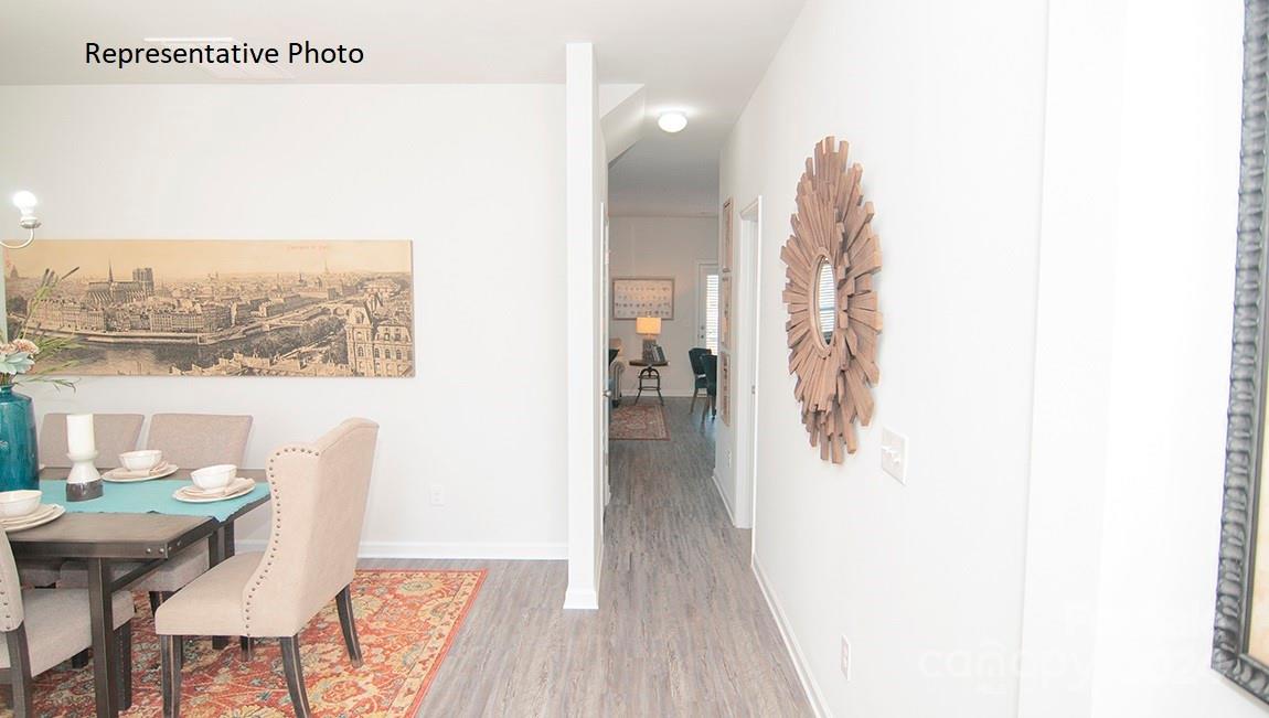 183 Giant Oak Avenue Property Photo 6