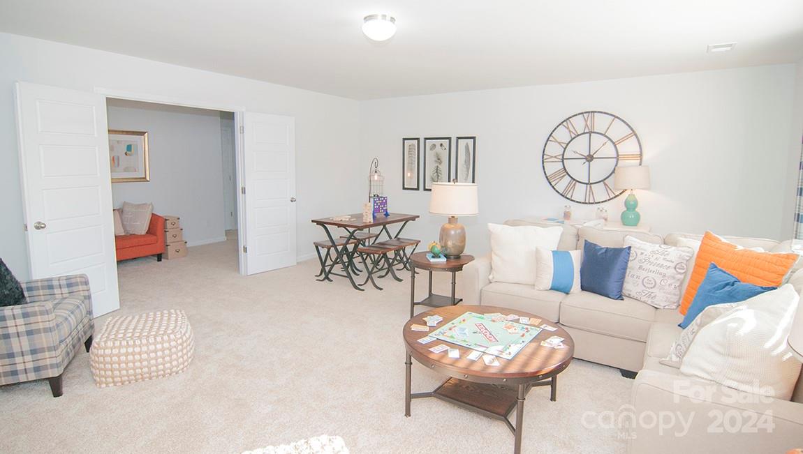 183 Giant Oak Avenue Property Photo 29