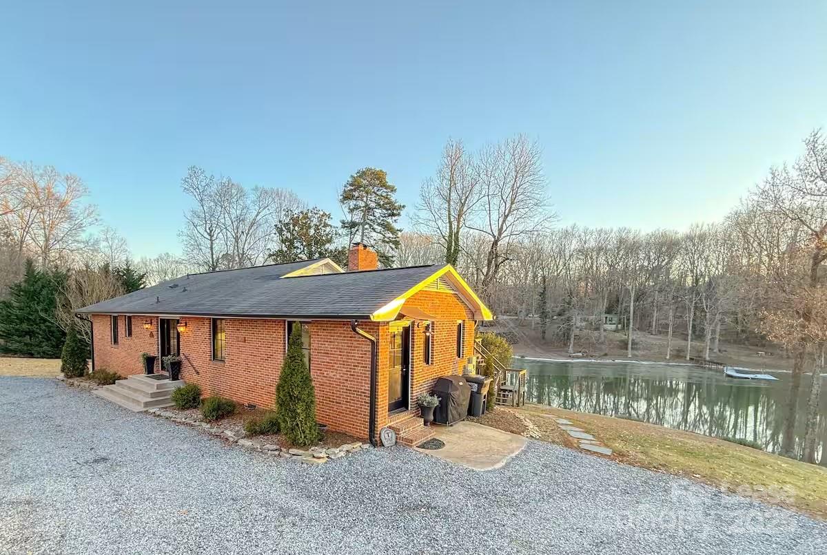 185 Lake Mist Drive Property Photo 1
