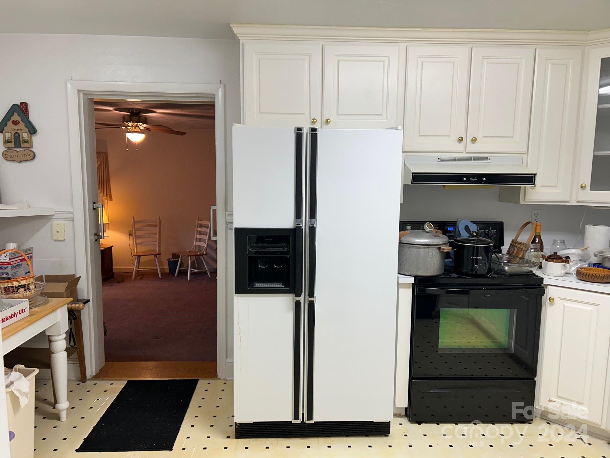 915 37th Street Property Photo 7