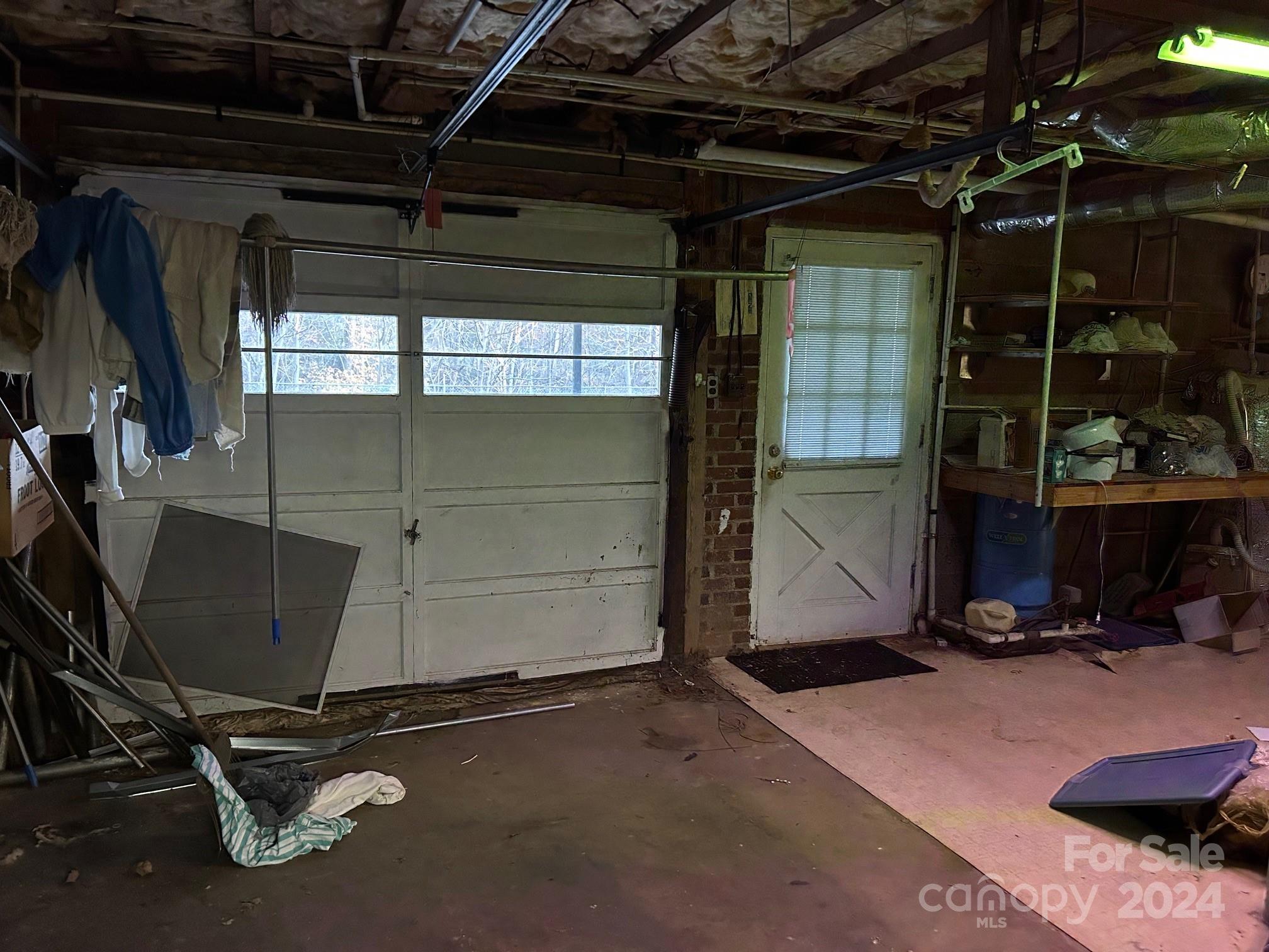 915 37th Street Property Photo 19